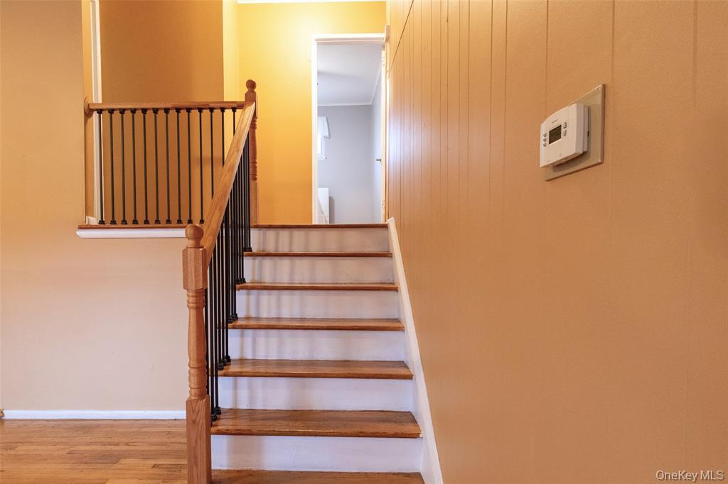 Mohegan Lake, New York, 10547, United States, 3 Bedrooms Bedrooms, ,1 BathroomBathrooms,Residential,For Sale,1992350