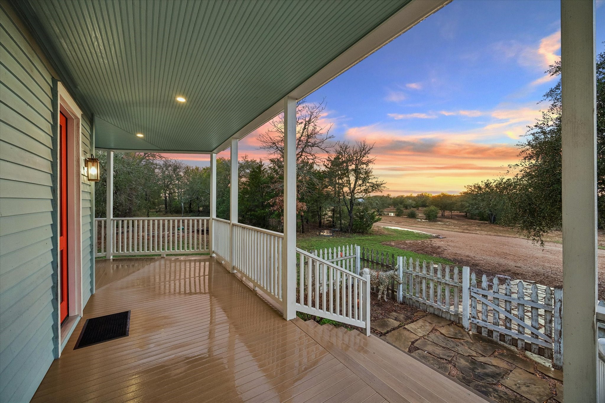  895 S Weyand Road - 物件實景