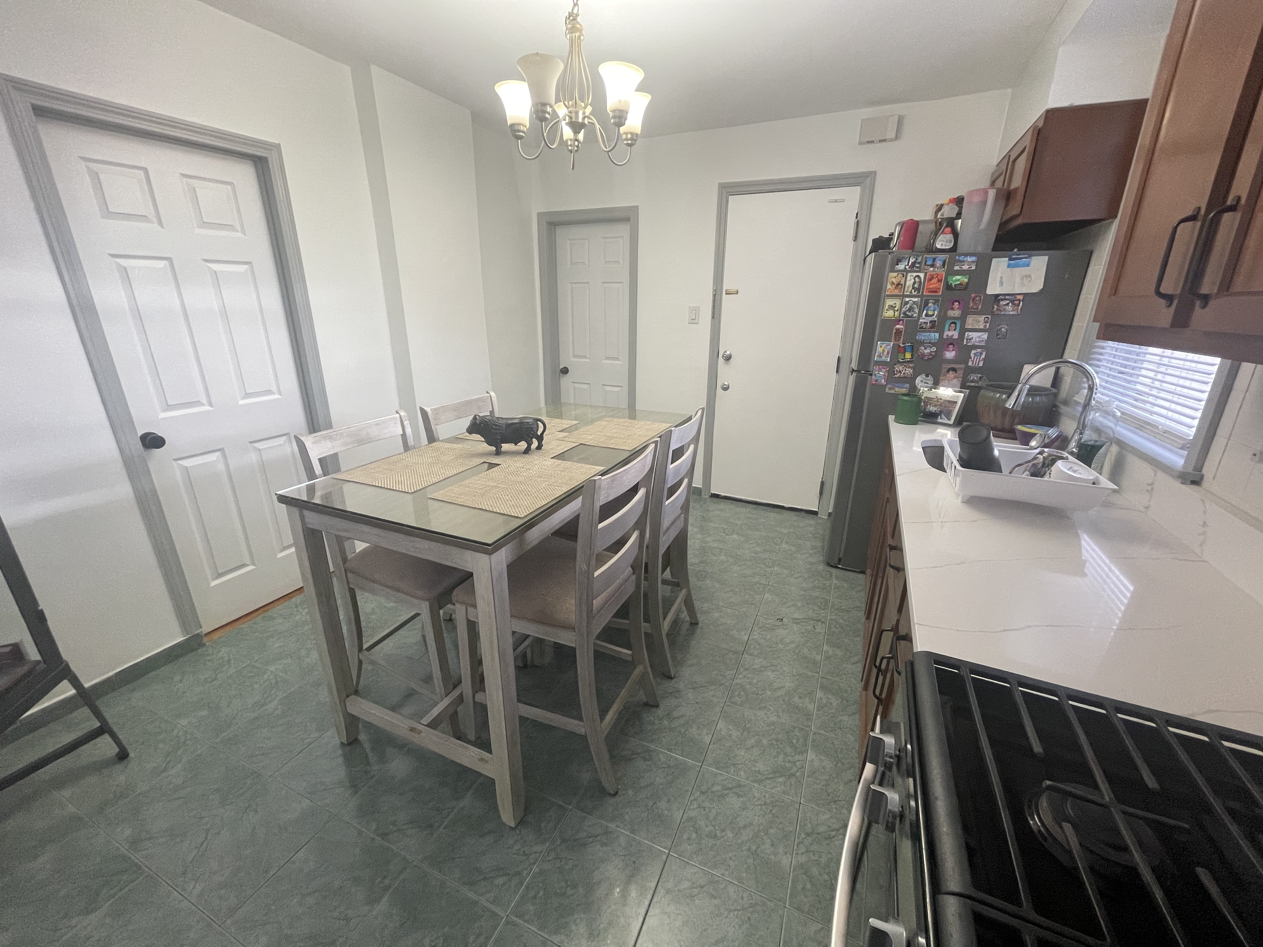 Fairview, New Jersey, 07022, United States, 3 Bedrooms Bedrooms, ,1 BathroomBathrooms,Residential,For Sale,1935345