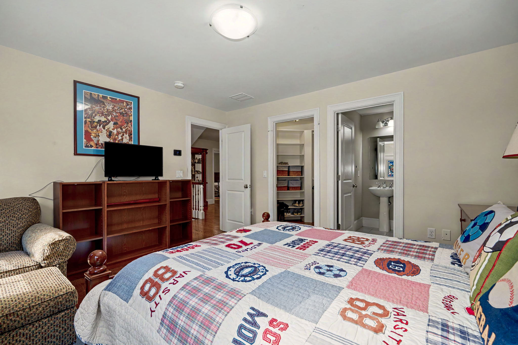  933 South Street, Needham, MA, 02492 - 物件實景