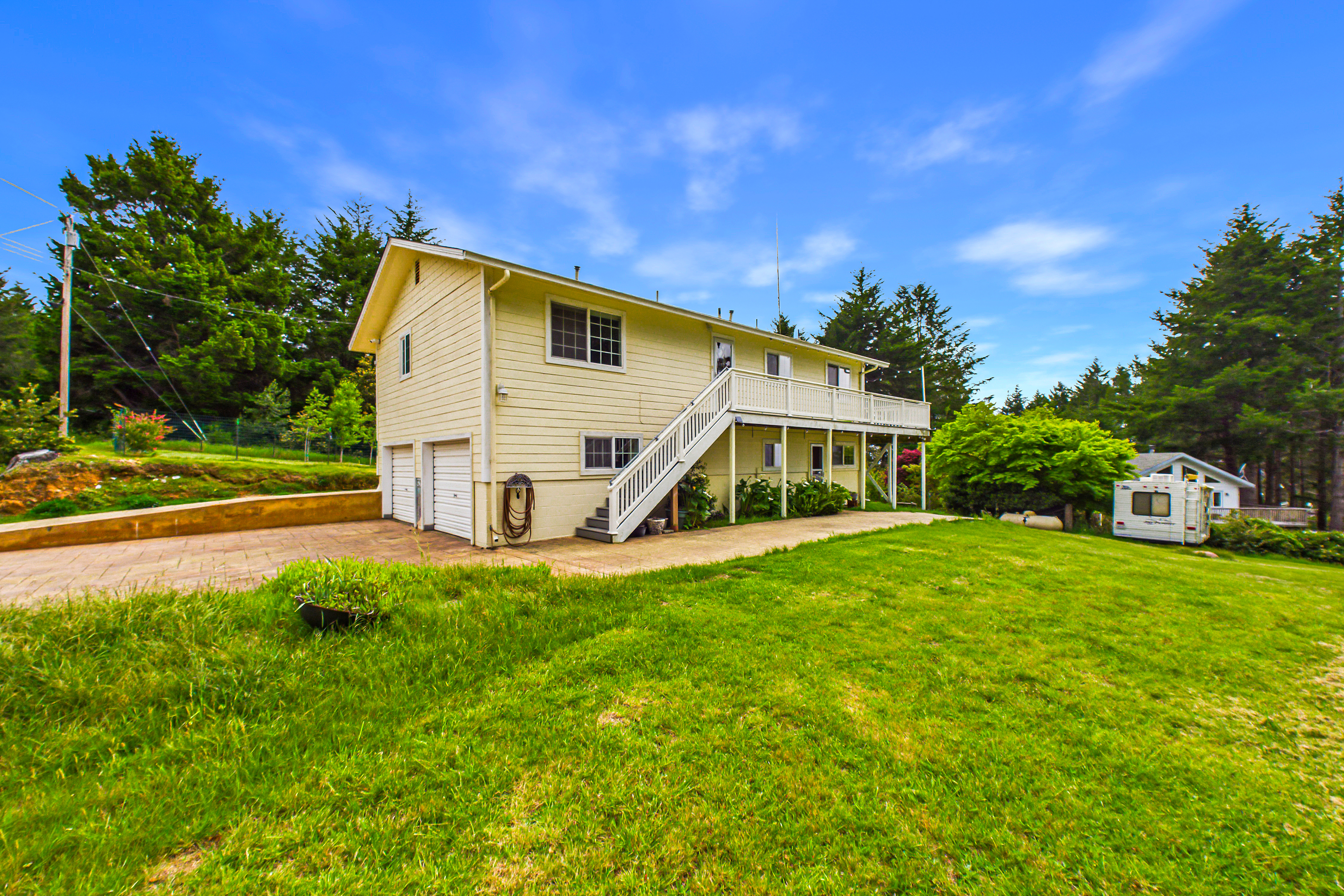  A Rare Ocean and Forest View Sanctuary with Three Adjoining Lots - 物件實景