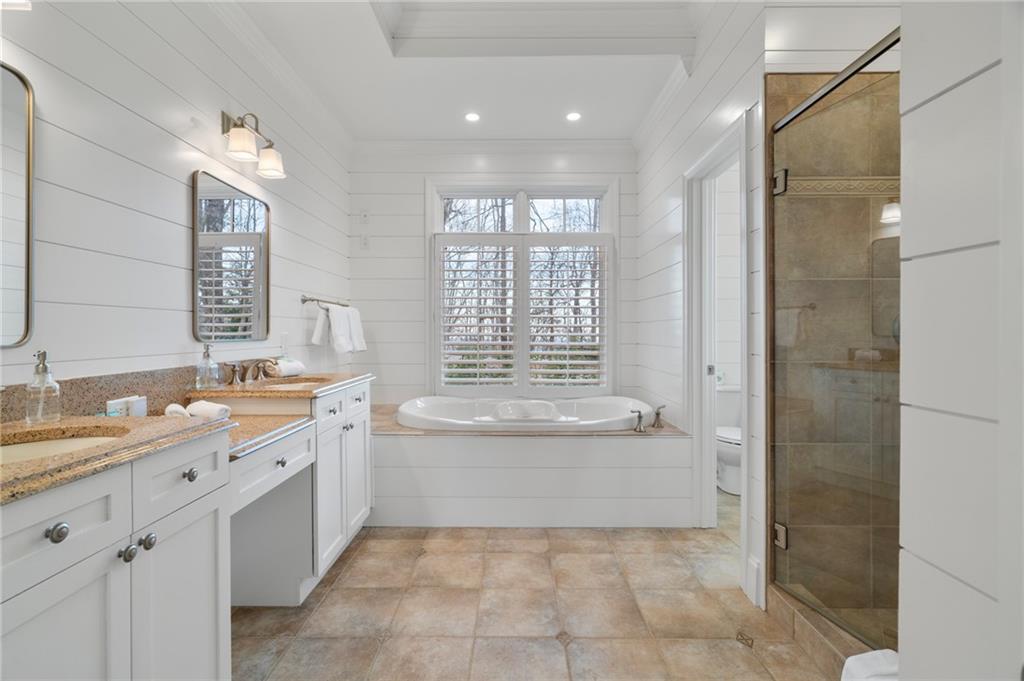 Big Canoe, Georgia, 30143, United States, 5 Bedrooms Bedrooms, ,4 BathroomsBathrooms,Residential,For Sale,1975403