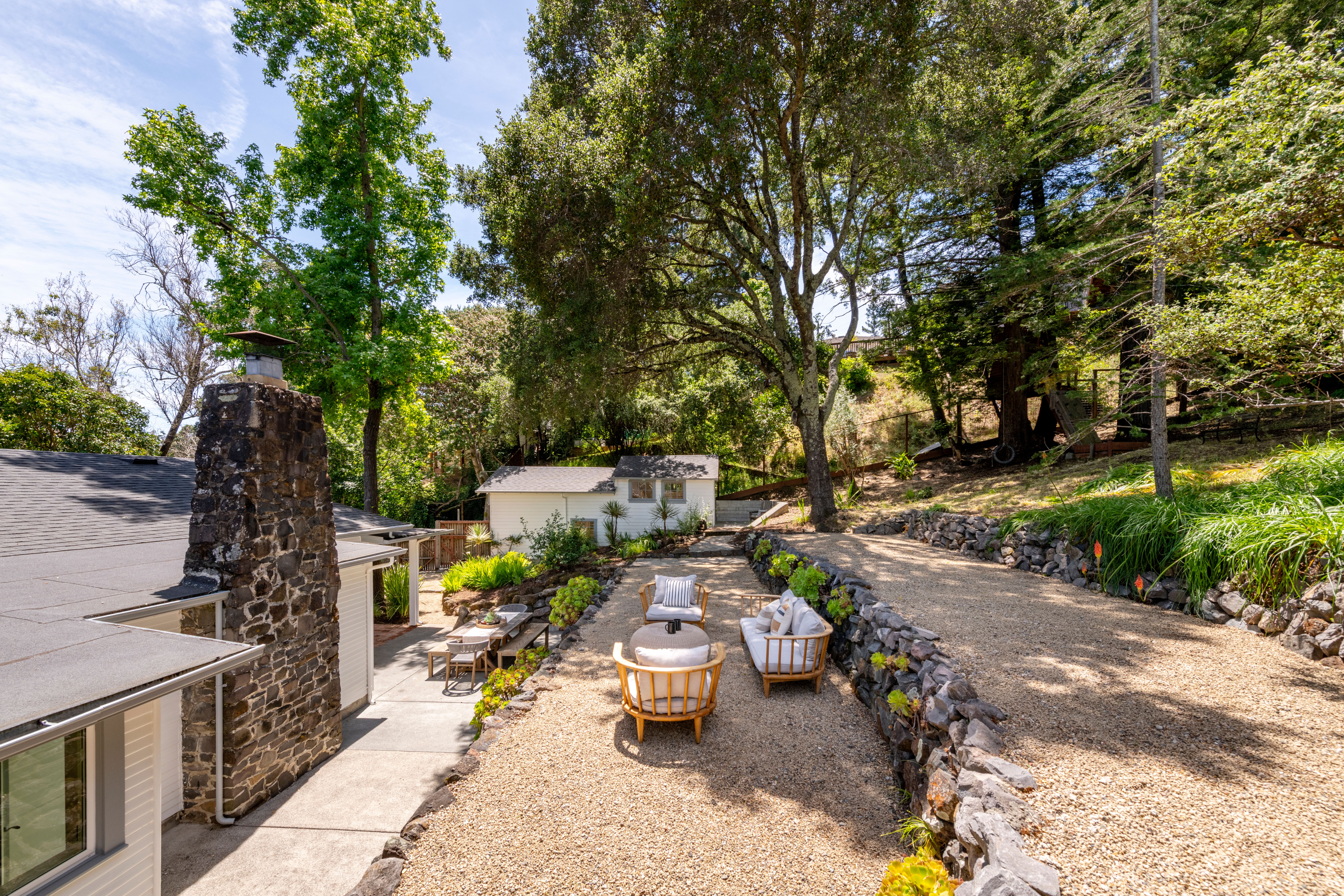  Lush Indoor-Outdoor Living in San Anselmo - 物件實景