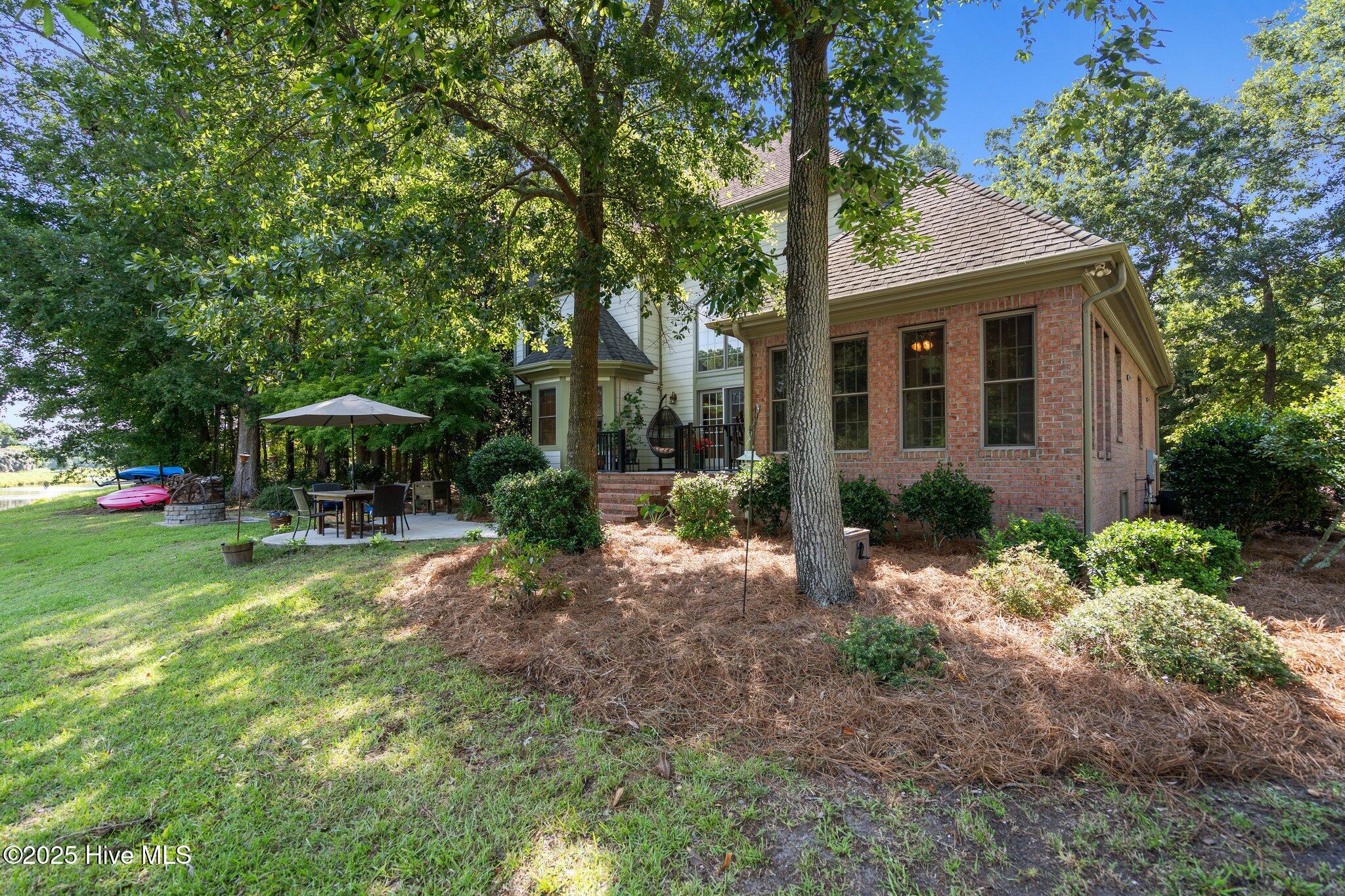 Wallace, North Carolina, 28466, United States, 4 Bedrooms Bedrooms, ,4 BathroomsBathrooms,Residential,For Sale,1930651