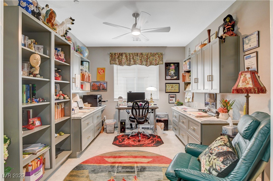 Henderson, Nevada, 89011, United States, 3 Bedrooms Bedrooms, ,2 BathroomsBathrooms,Residential,For Sale,1848397