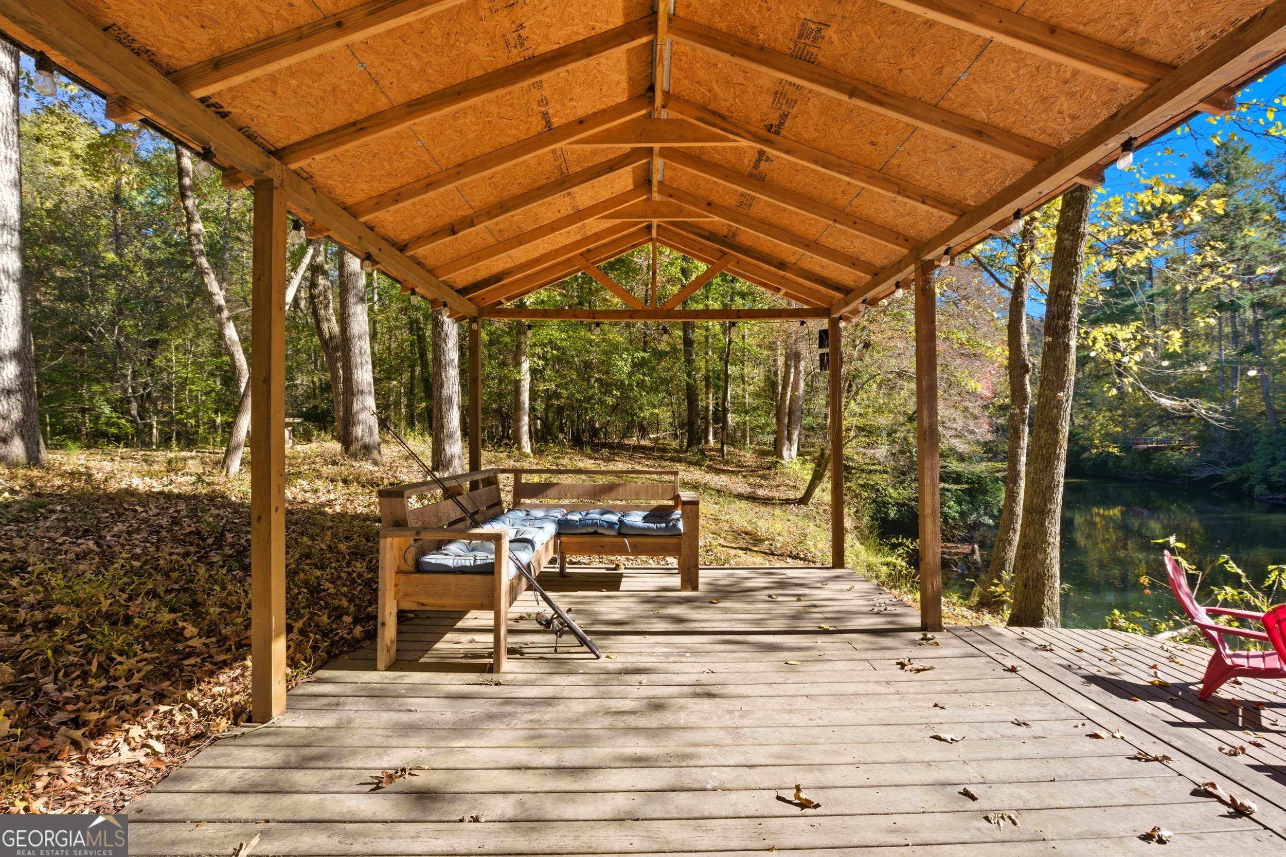 Clarkesville, Georgia, 30523, United States, 4 Bedrooms Bedrooms, ,4 BathroomsBathrooms,Residential,For Sale,1975876