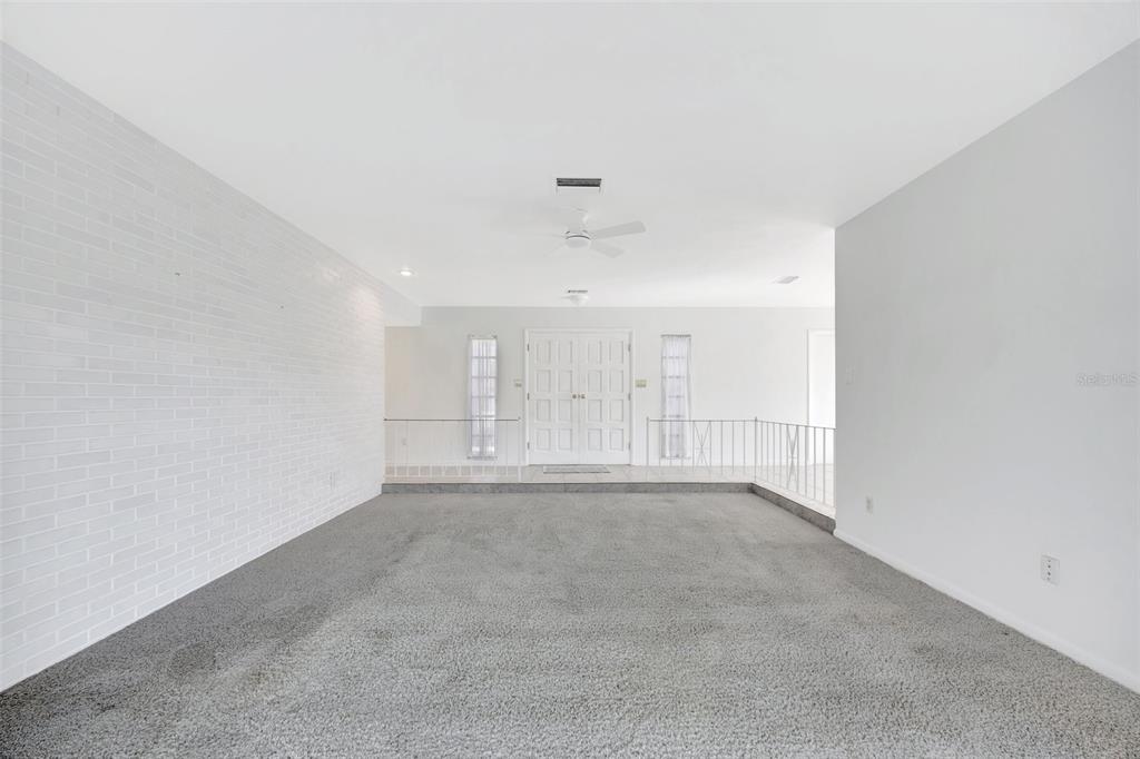 Largo, Florida, 33774, United States, 3 Bedrooms Bedrooms, ,2 BathroomsBathrooms,Residential,For Sale,1776970