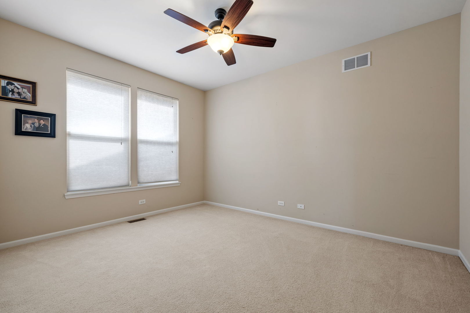 Orland Park, Illinois, 60462, United States, 2 Bedrooms Bedrooms, ,2 BathroomsBathrooms,Residential,For Sale,1941007