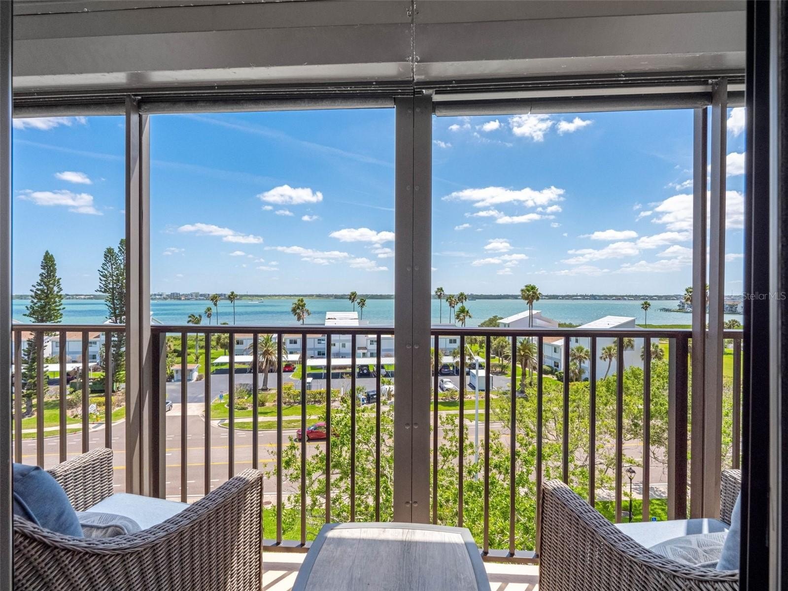 CLEARWATER BEACH, Florida, 33767, United States, 2 Bedrooms Bedrooms, ,2 BathroomsBathrooms,Residential,For Sale,1937556