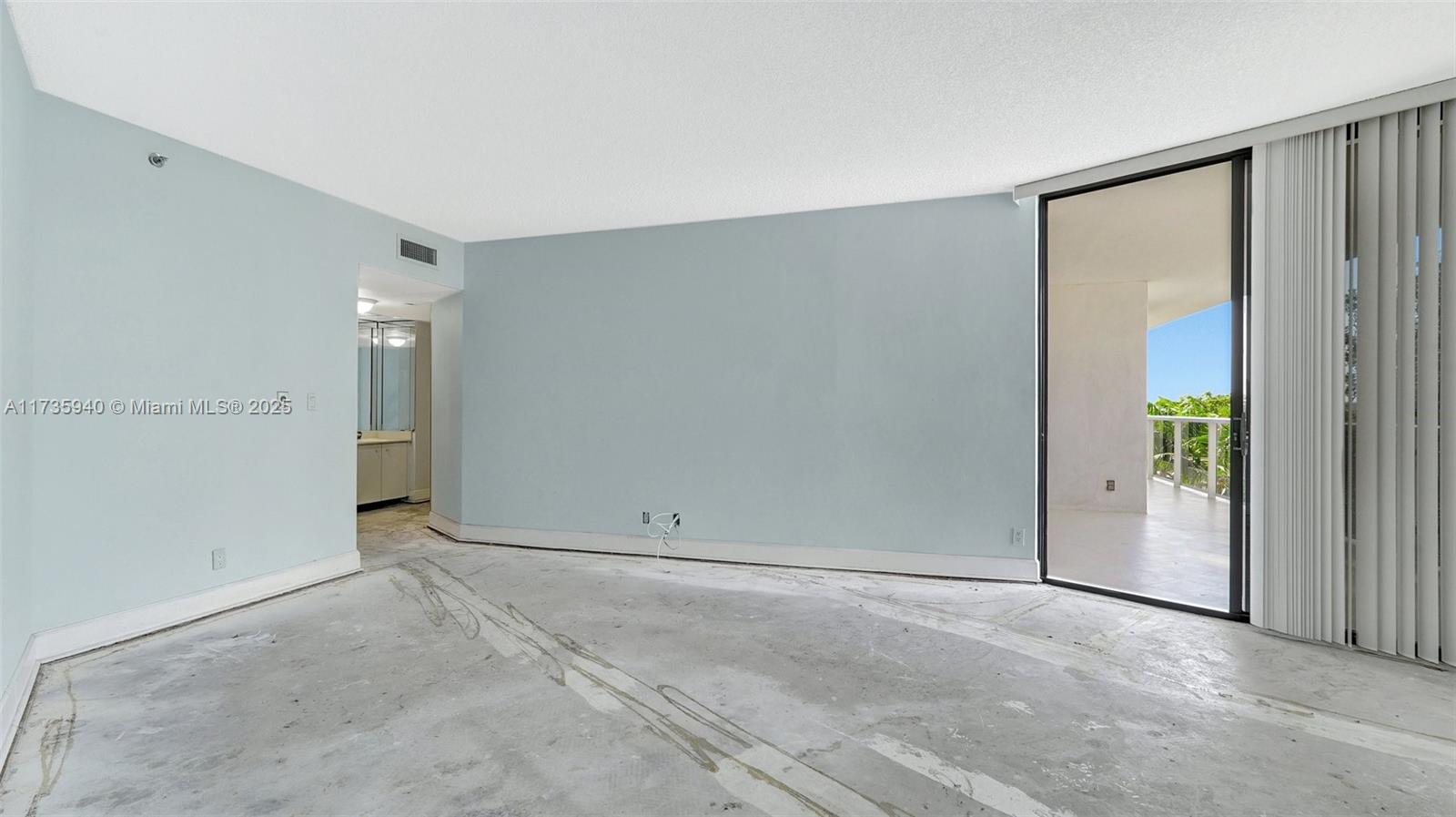 Aventura, Florida, 33180, United States, 3 Bedrooms Bedrooms, ,3 BathroomsBathrooms,Residential,For Sale,1696831
