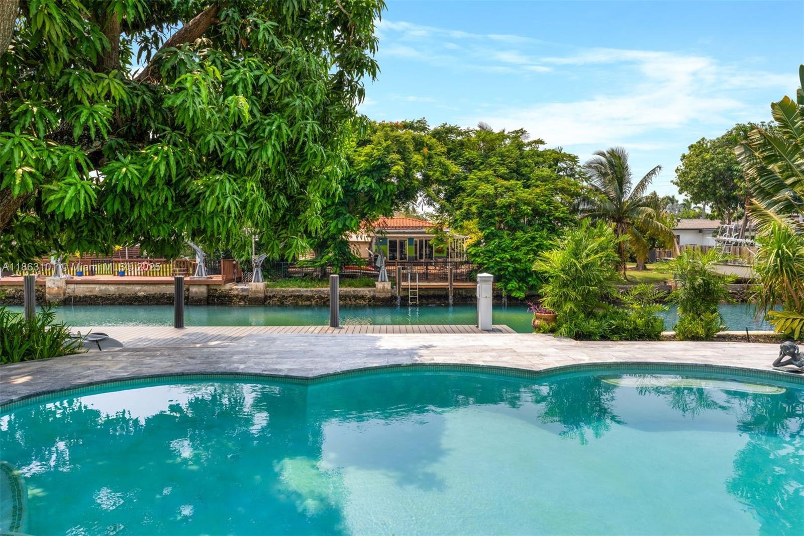 Miami Beach, Florida, 33141, United States, 3 Bedrooms Bedrooms, ,2 BathroomsBathrooms,Residential,For Sale,1927176