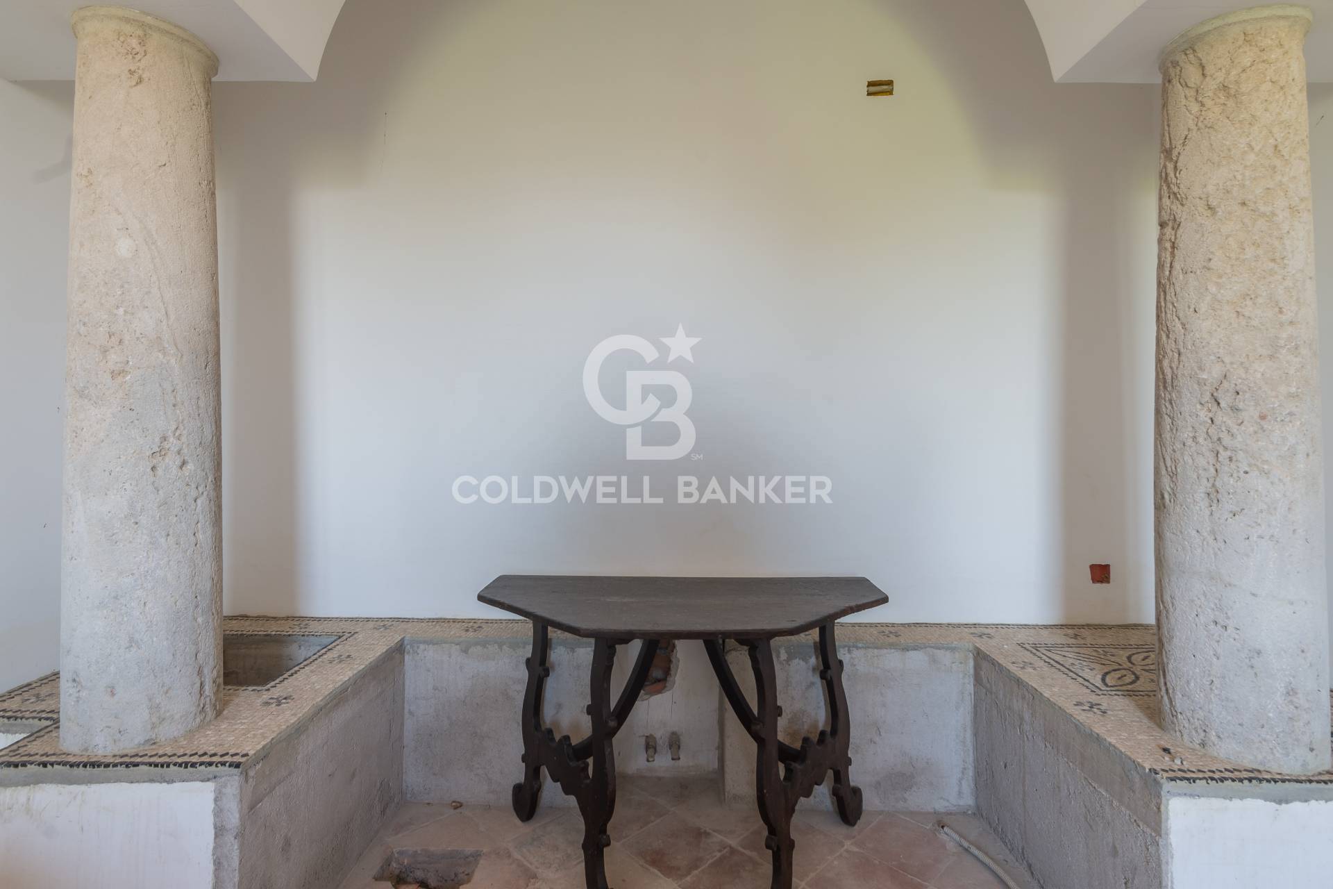 Mondaino, Rimini, 47040, IT, 10 Bedrooms Bedrooms, ,4 BathroomsBathrooms,Residential,For Sale,1890233