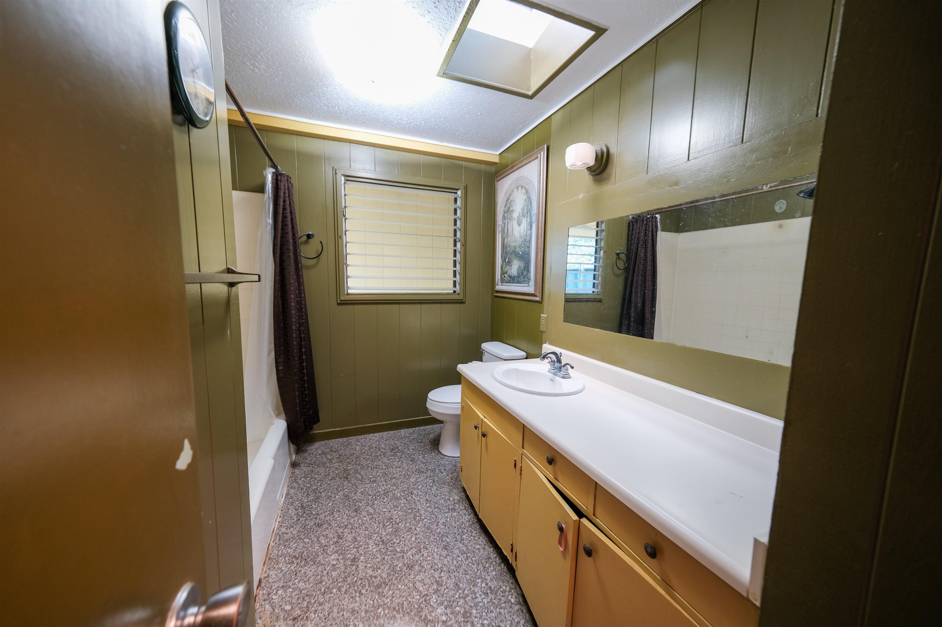 Wailuku, Hawaii, 96793, United States, 3 Bedrooms Bedrooms, ,2 BathroomsBathrooms,Residential,For Sale,1911897
