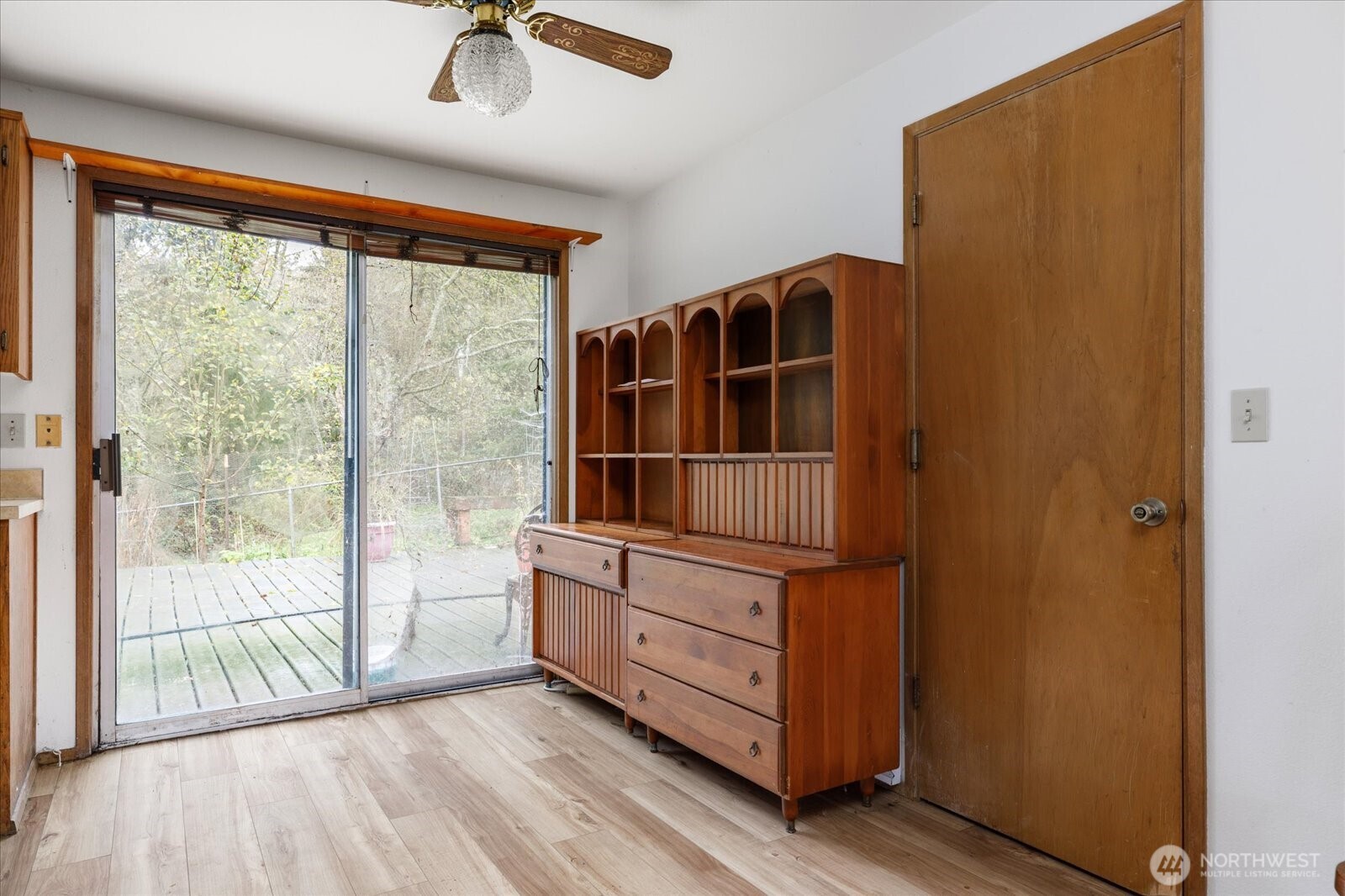 Oak Harbor, Washington, 98277, United States, 3 Bedrooms Bedrooms, ,1 BathroomBathrooms,Residential,For Sale,1995745