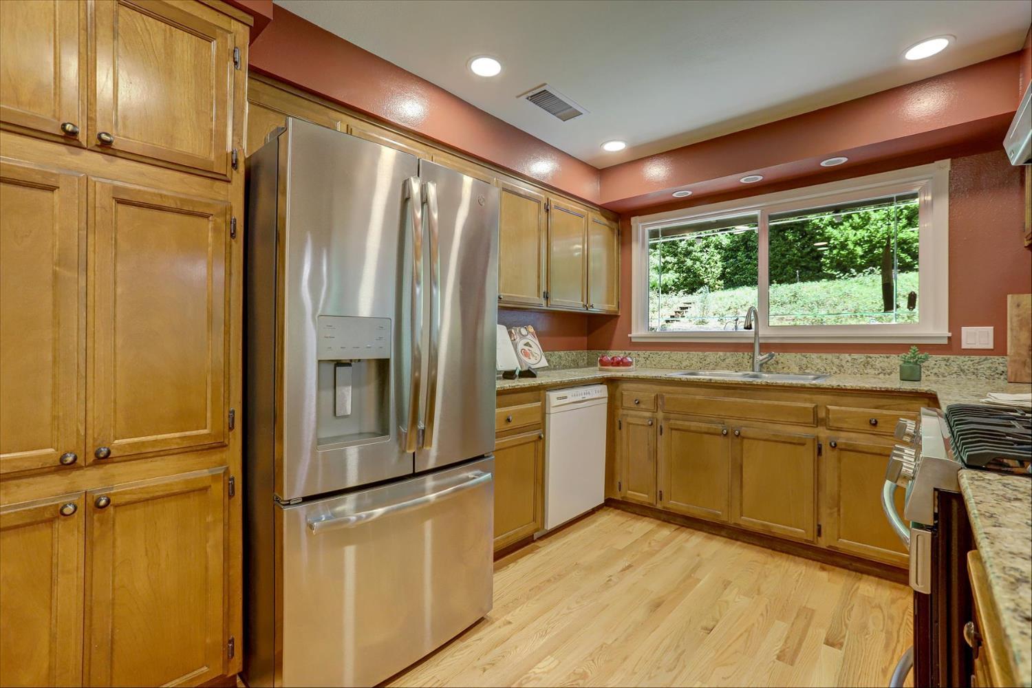 Nevada City, California, 95959, United States, 3 Bedrooms Bedrooms, ,3 BathroomsBathrooms,Residential,For Sale,1858077