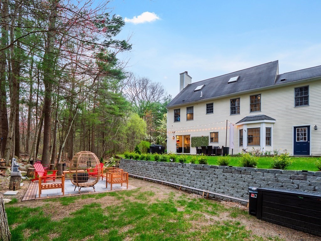 Walpole, Massachusetts, 02081, United States, 5 Bedrooms Bedrooms, ,3 BathroomsBathrooms,Residential,For Sale,1830559