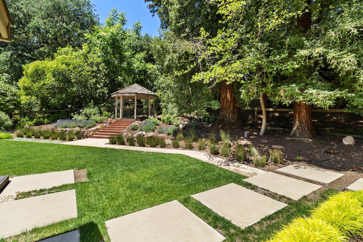 Carmichael, California, 95608, United States, 4 Bedrooms Bedrooms, ,3 BathroomsBathrooms,Residential,For Sale,1986318