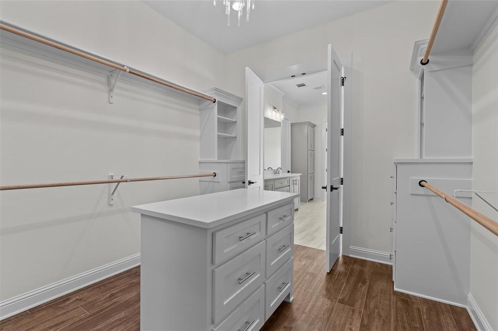 Shreveport, Louisiana, 71106, United States, 4 Bedrooms Bedrooms, ,4 BathroomsBathrooms,Residential,For Sale,1993078