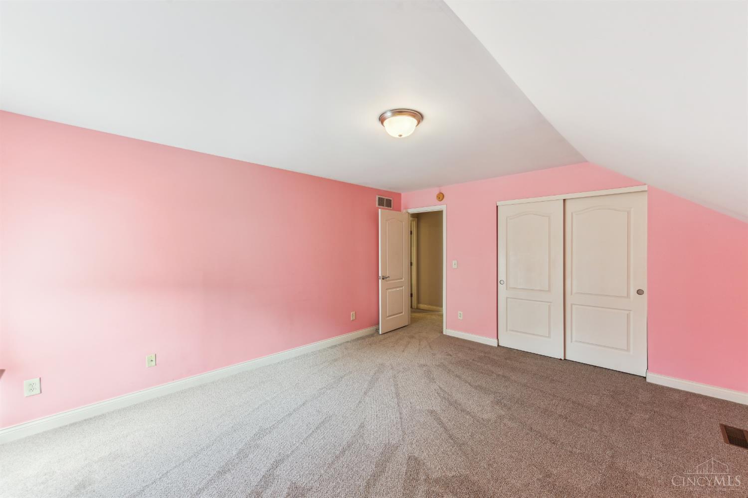 Miami Twp, Ohio, 45002, United States, 5 Bedrooms Bedrooms, ,5 BathroomsBathrooms,Residential,For Sale,1847033
