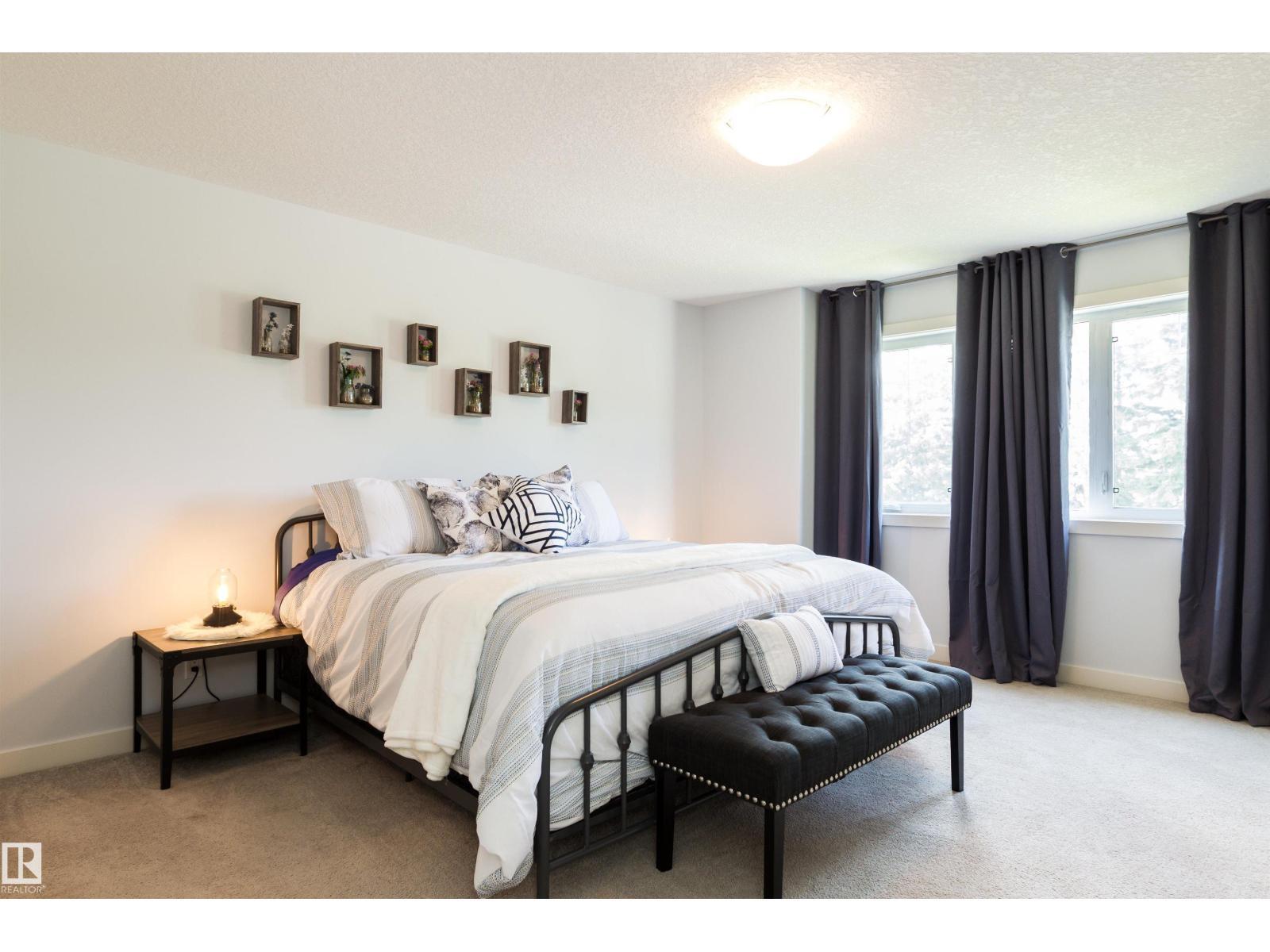 EDMONTON, Alberta, T5R 1N1, CA, 5 Bedrooms Bedrooms, ,3 BathroomsBathrooms,Residential,For Sale,1913571