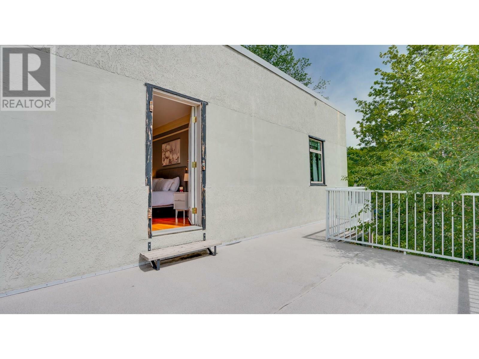 VERNON, British Columbia, V1T 1J7, CA, 5 Bedrooms Bedrooms, ,2 BathroomsBathrooms,Residential,For Sale,1865699