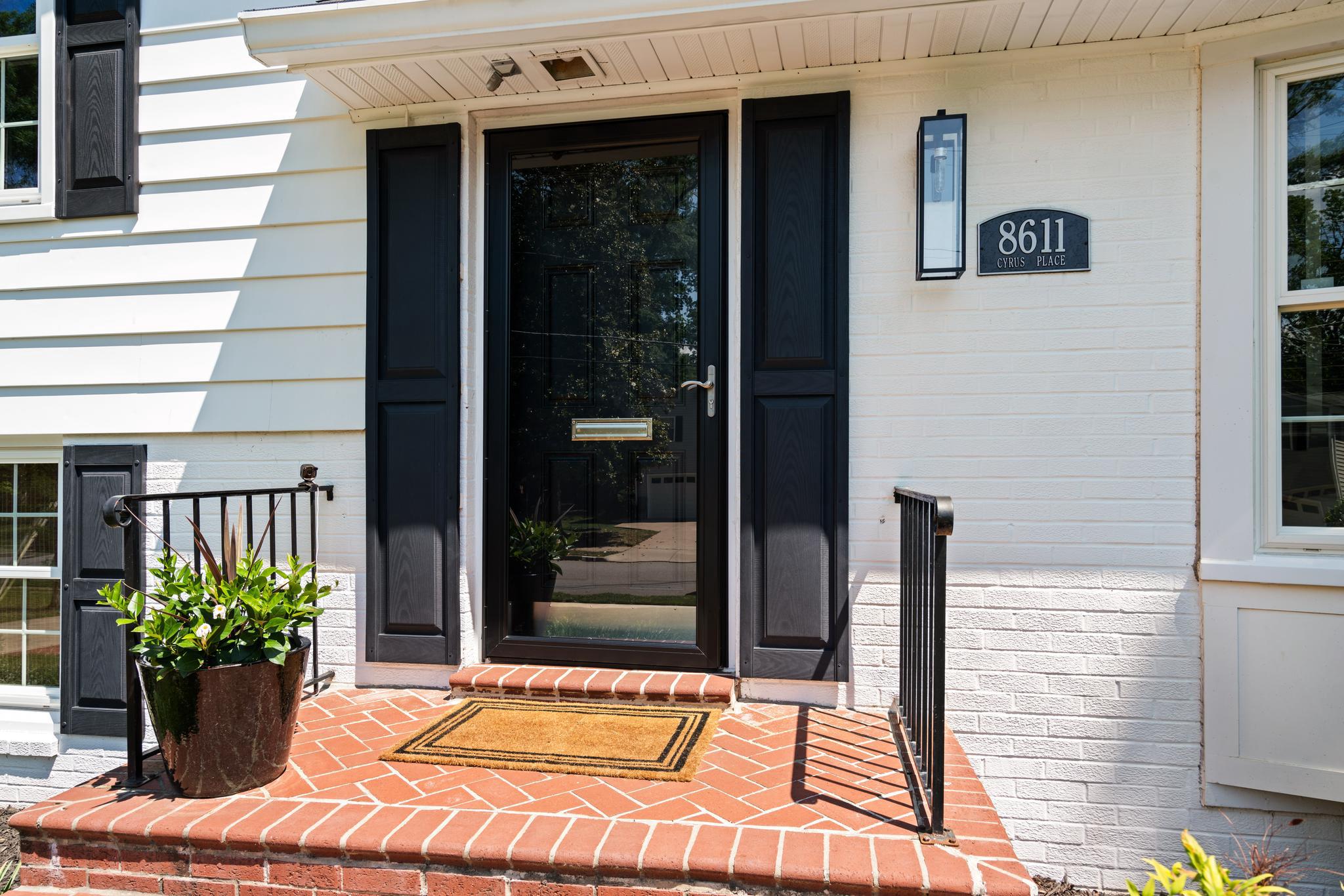  8611 Cyrus Place, Alexandria, VA, 22308 - 物件實景