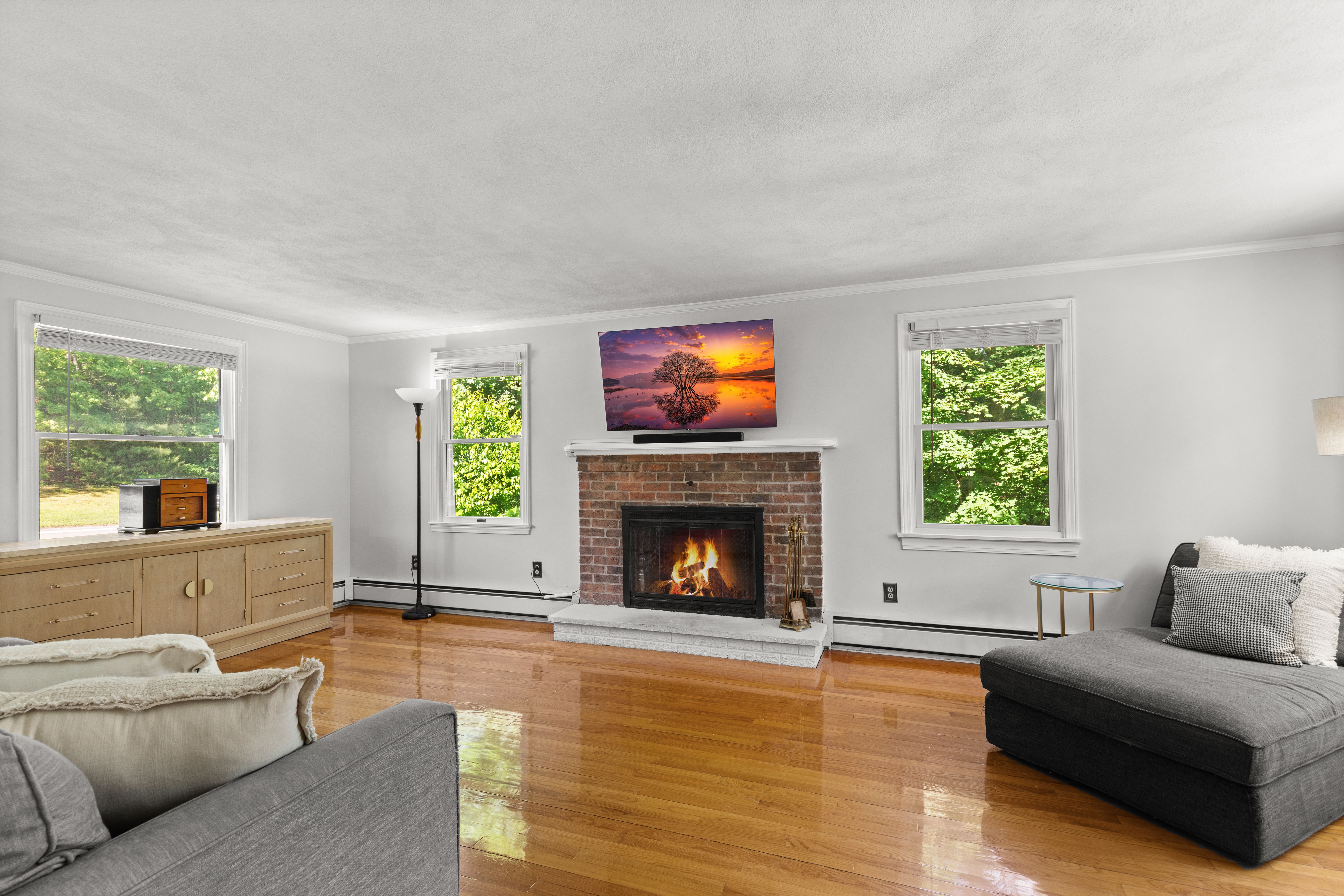  65 May Street, Attleboro, MA, 02703 - 物件實景