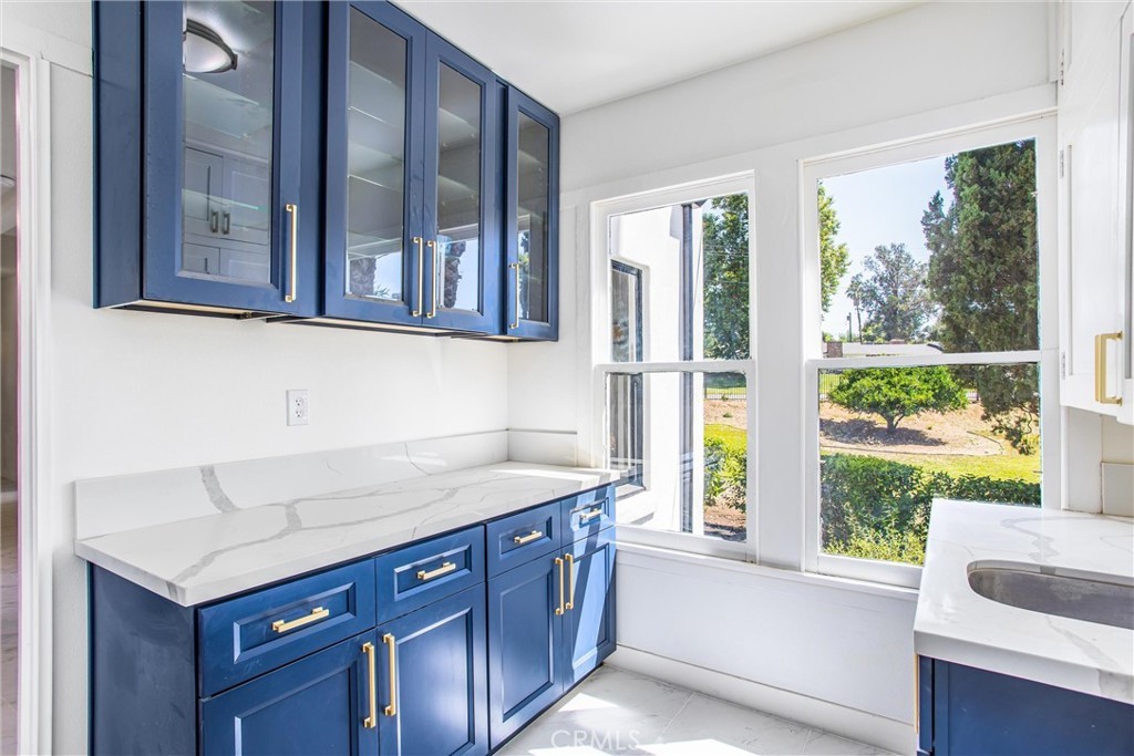 Redlands, California, 92373, United States, 5 Bedrooms Bedrooms, ,4 BathroomsBathrooms,Residential,For Sale,1982163