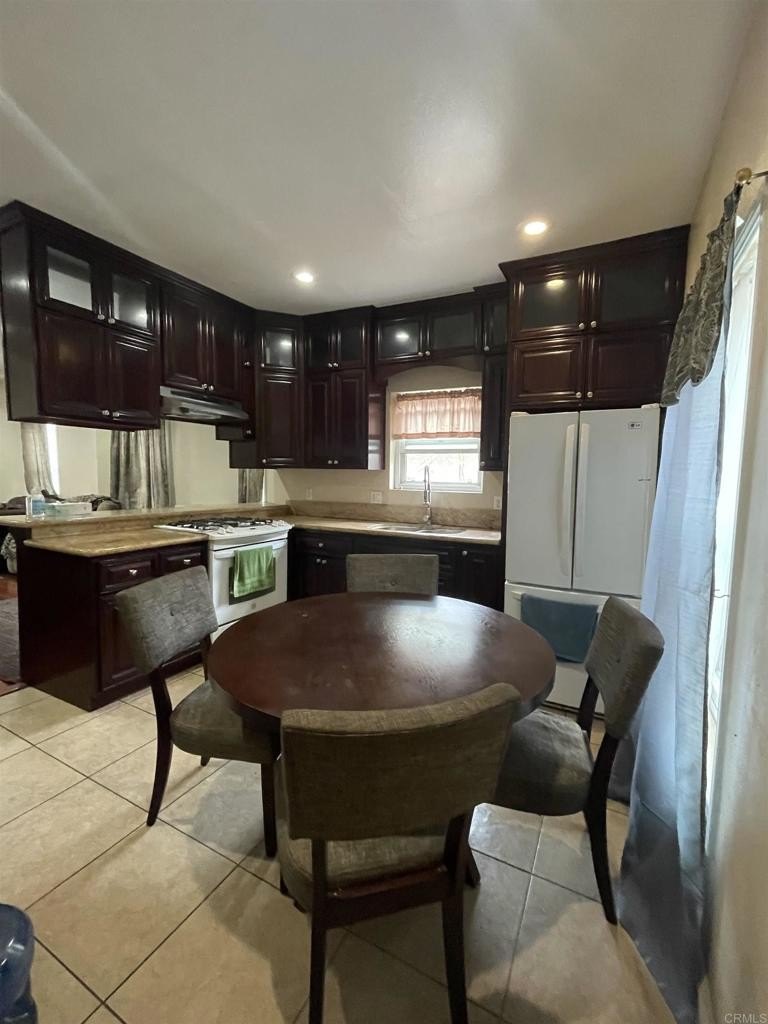 Los Angeles, California, 90026, United States, 2 Bedrooms Bedrooms, ,2 BathroomsBathrooms,Residential,For Sale,1850000