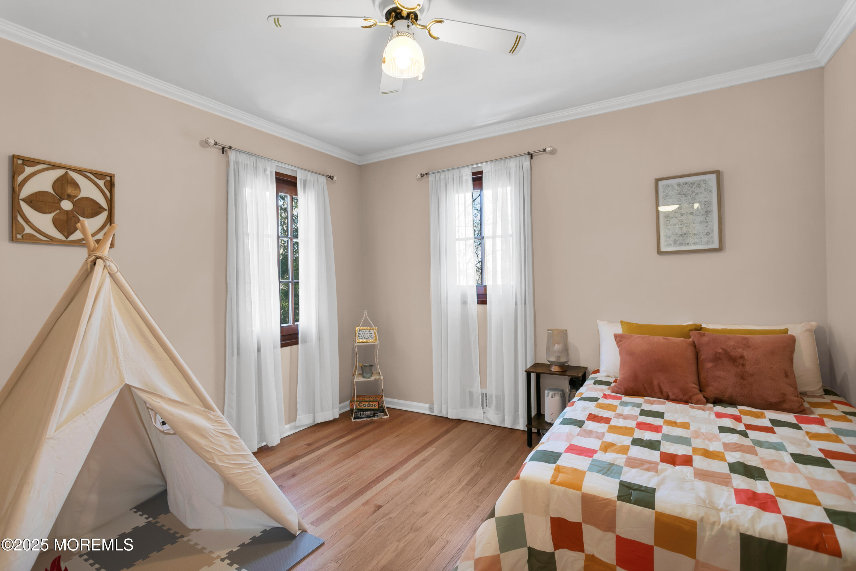 Middletown, New Jersey, 07748, United States, 5 Bedrooms Bedrooms, ,5 BathroomsBathrooms,Residential,For Sale,1904481