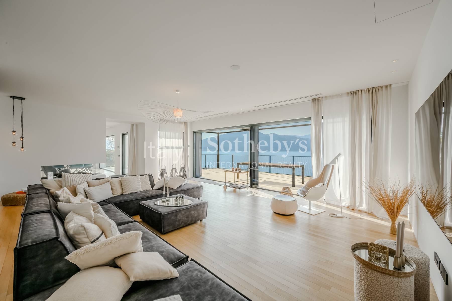  Exclusive villa with swimming pool and private dock - 物件實景