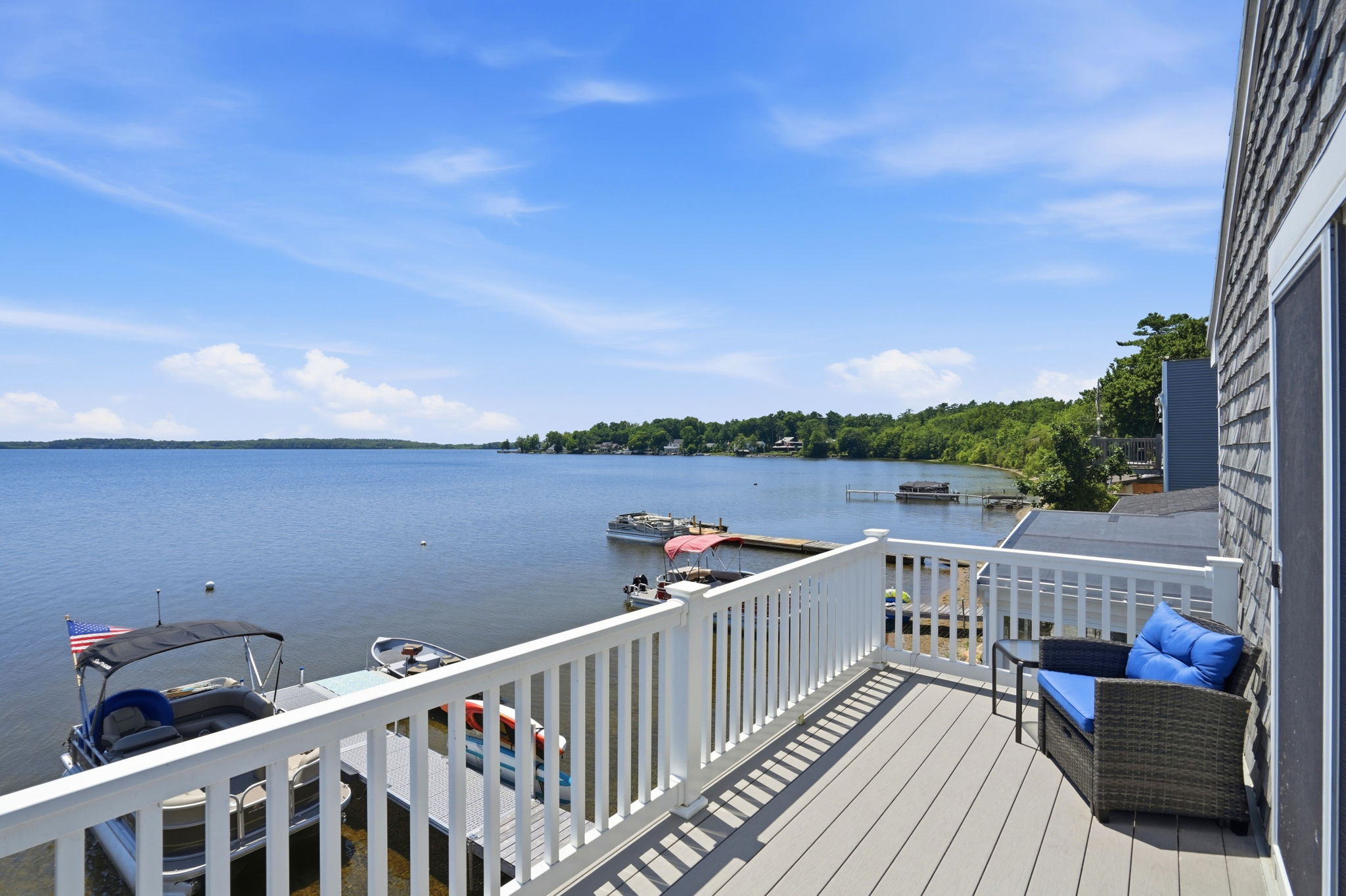  145 Staples Shore Rd, Lakeville - 物件實景