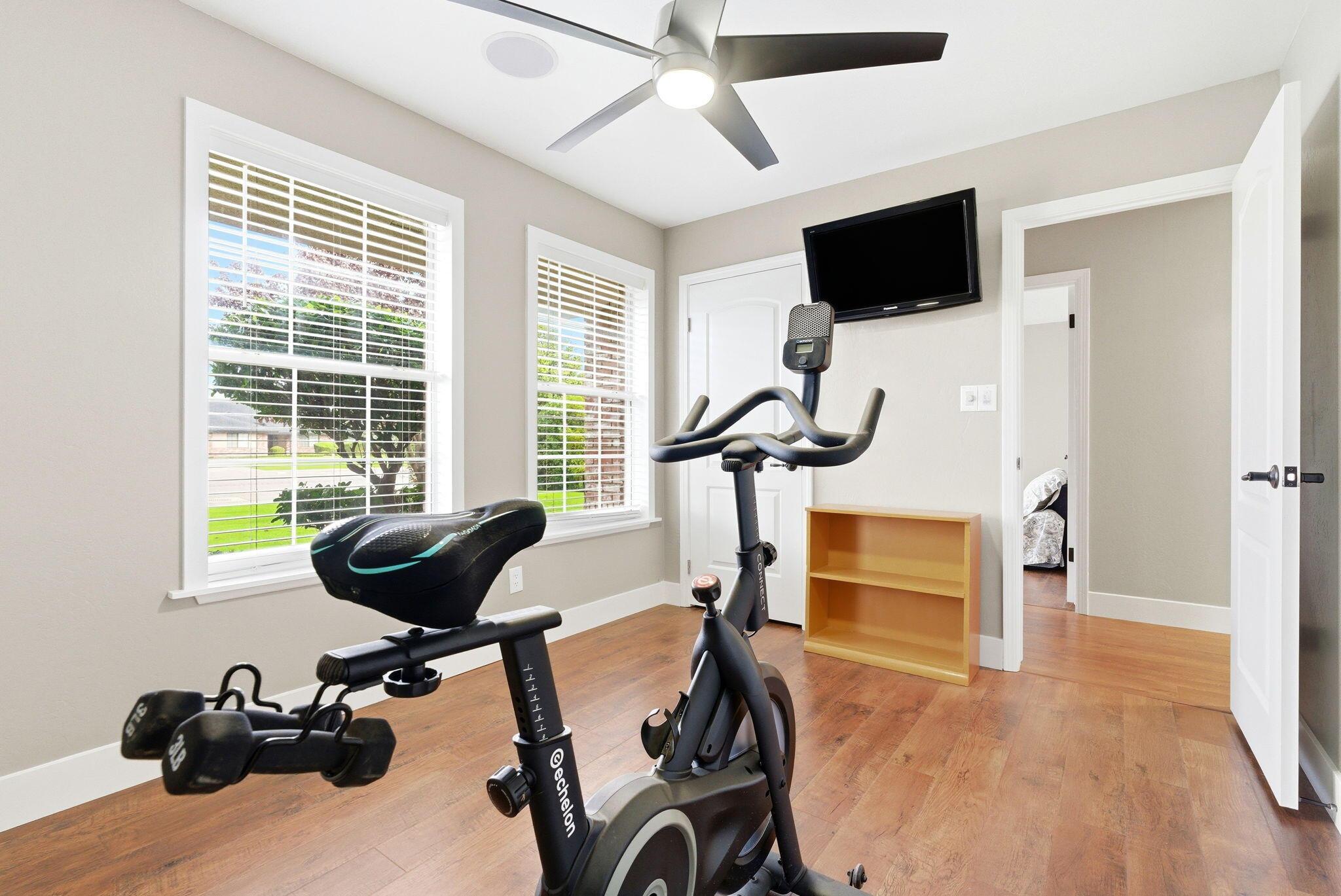 Bakersfield, California, 93314, United States, 4 Bedrooms Bedrooms, ,3 BathroomsBathrooms,Residential,For Sale,1996652