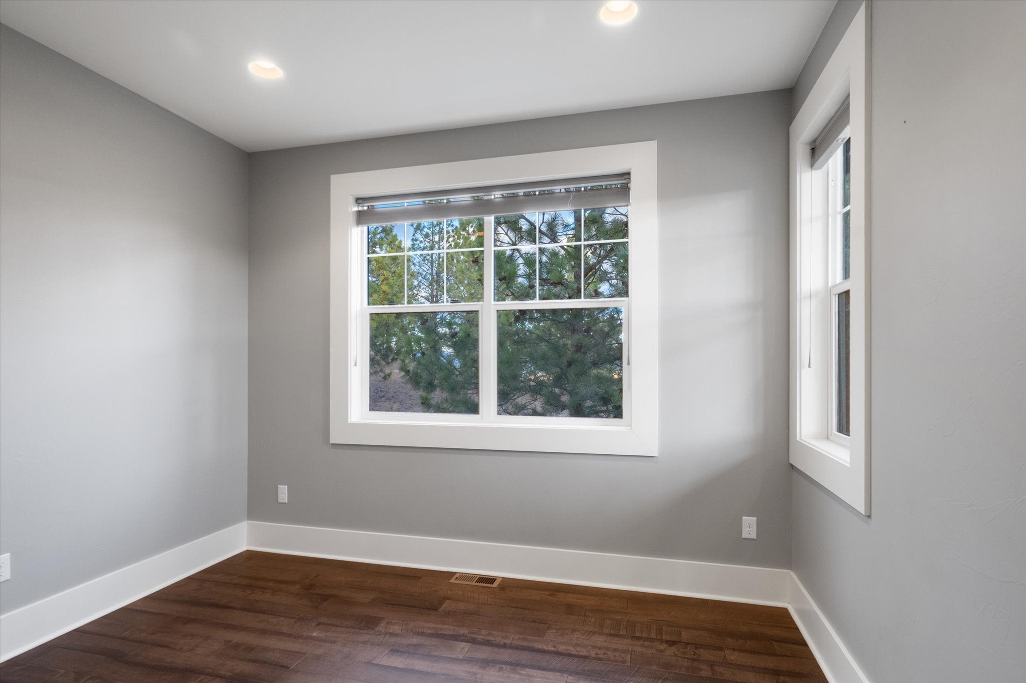 Clancy, Montana, 59634, United States, 4 Bedrooms Bedrooms, ,5 BathroomsBathrooms,Residential,For Sale,1991363