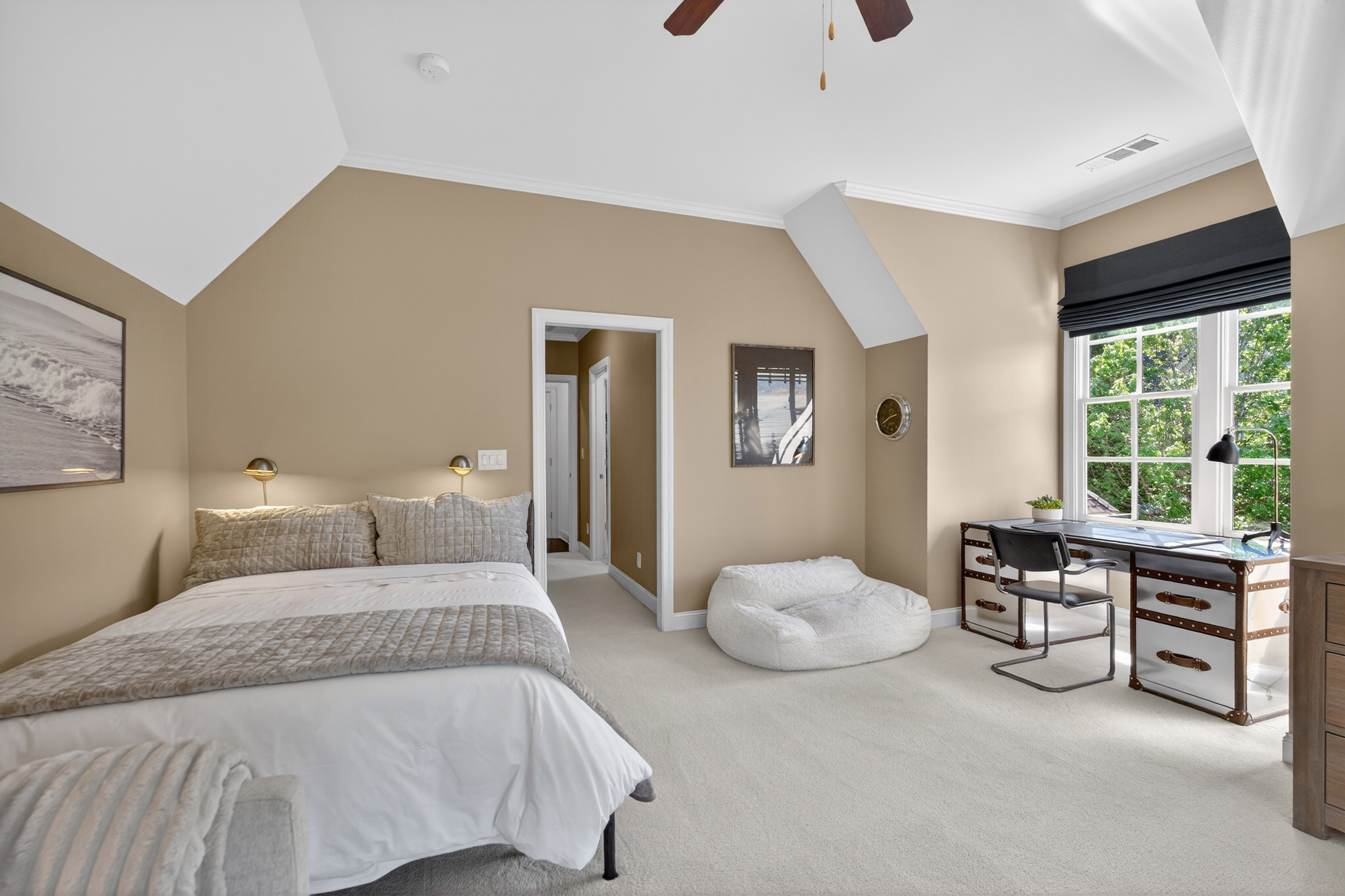  Experience Luxury in One of Georgia’s Most Prestigious Gated Golf Communities - 物件實景