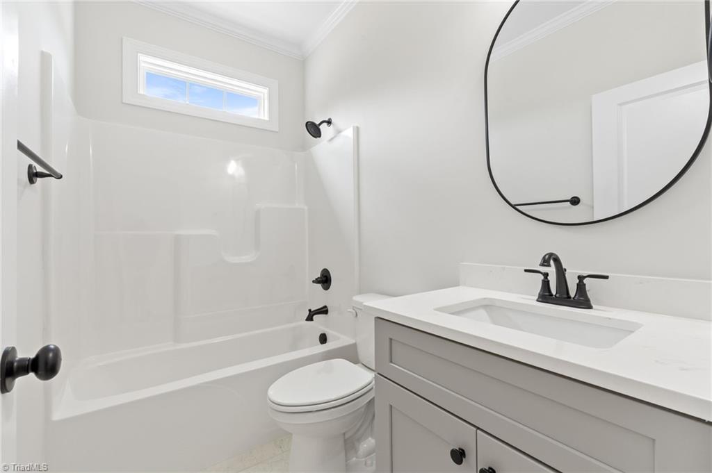 Lexington, North Carolina, 27295, United States, 3 Bedrooms Bedrooms, ,3 BathroomsBathrooms,Residential,For Sale,1840545