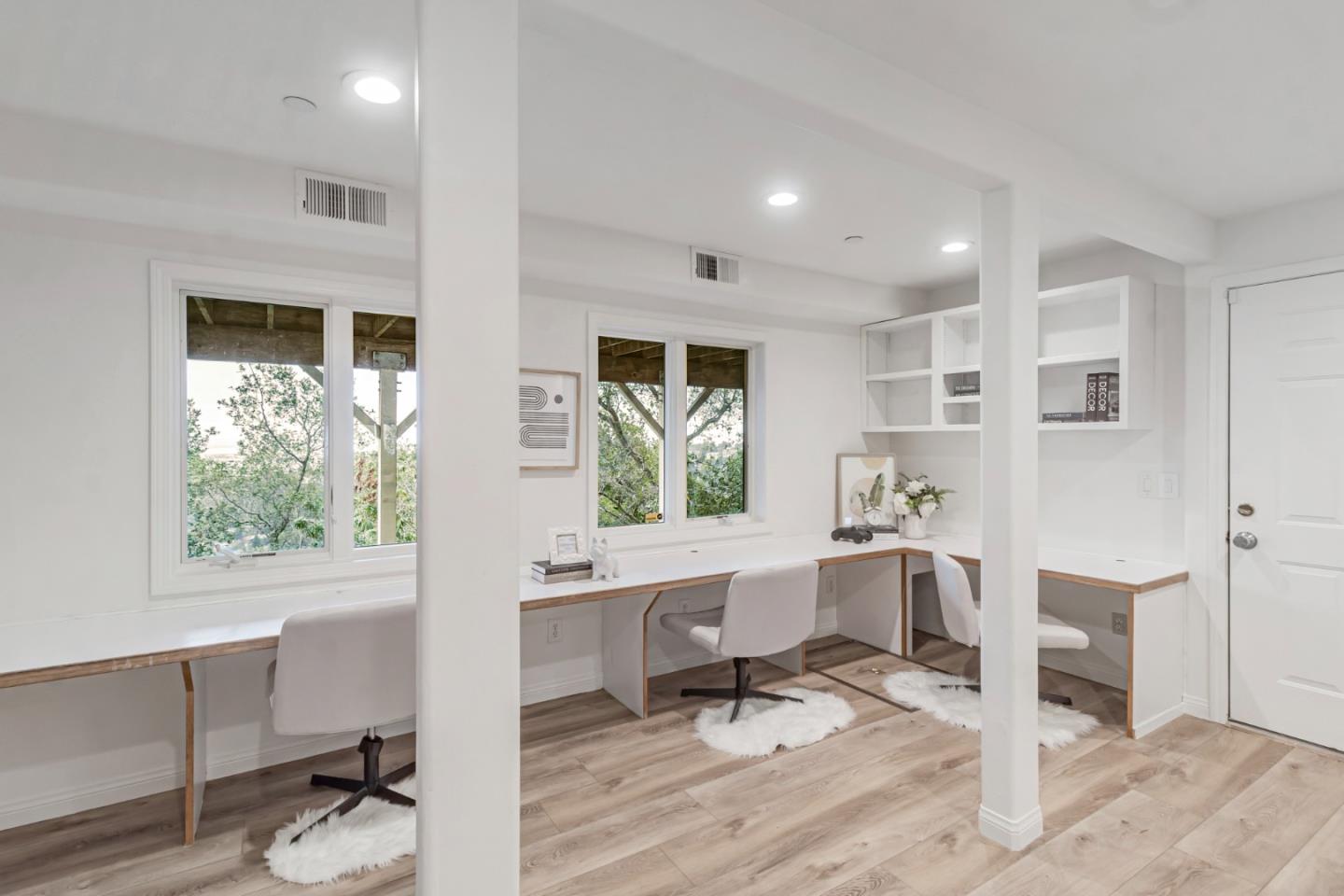 San Carlos, California, 94070, United States, 5 Bedrooms Bedrooms, ,5 BathroomsBathrooms,Residential,For Sale,1700172