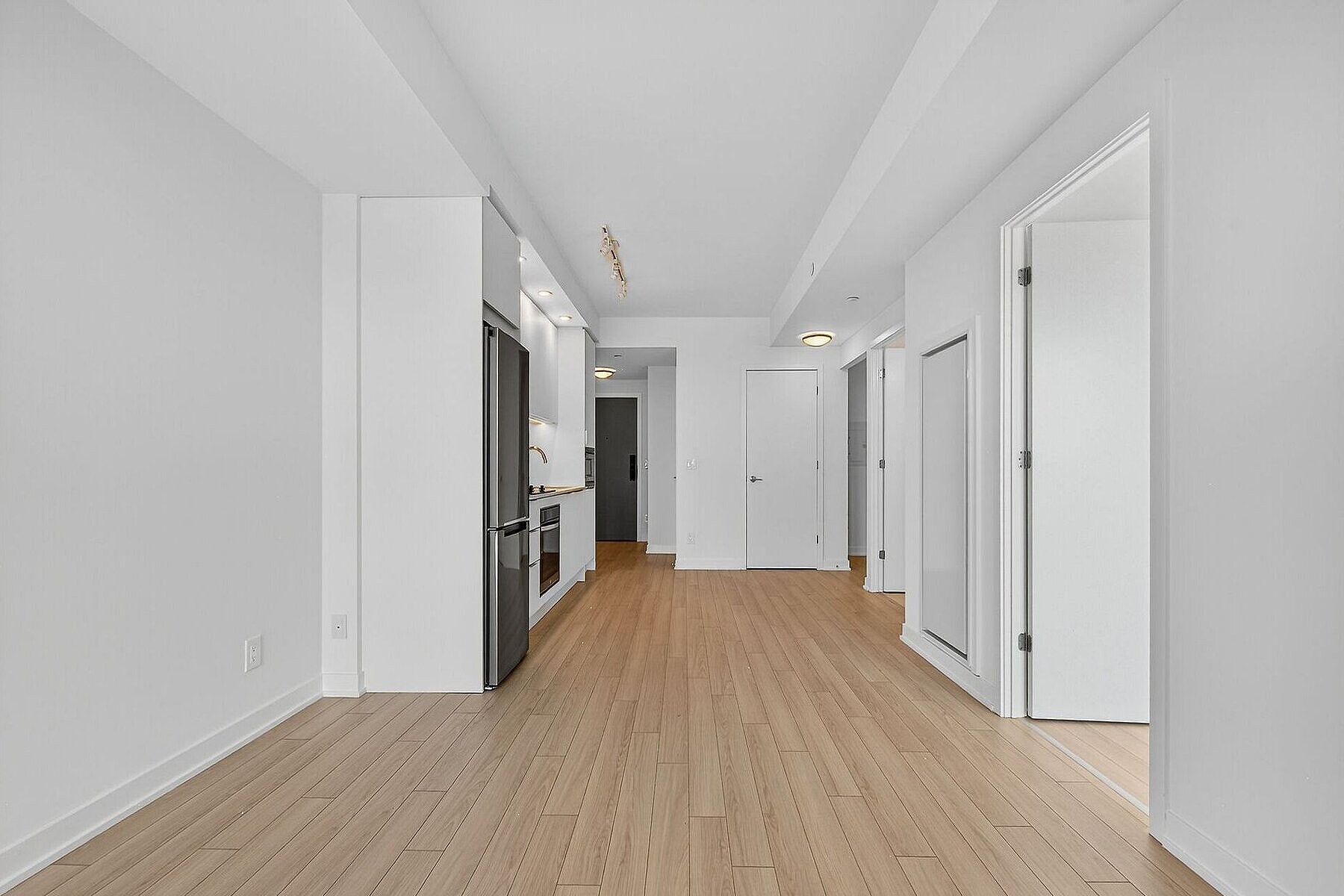  North Oak Condos - 物件實景
