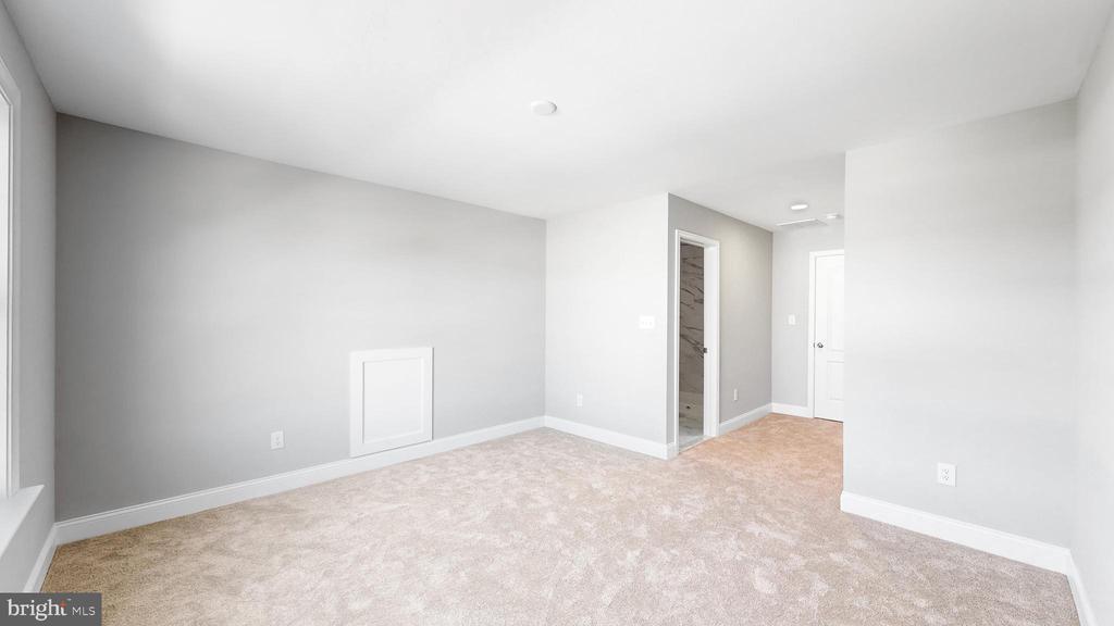 GEORGETOWN, Delaware, 19947, United States, 4 Bedrooms Bedrooms, ,3 BathroomsBathrooms,Residential,For Sale,1944790
