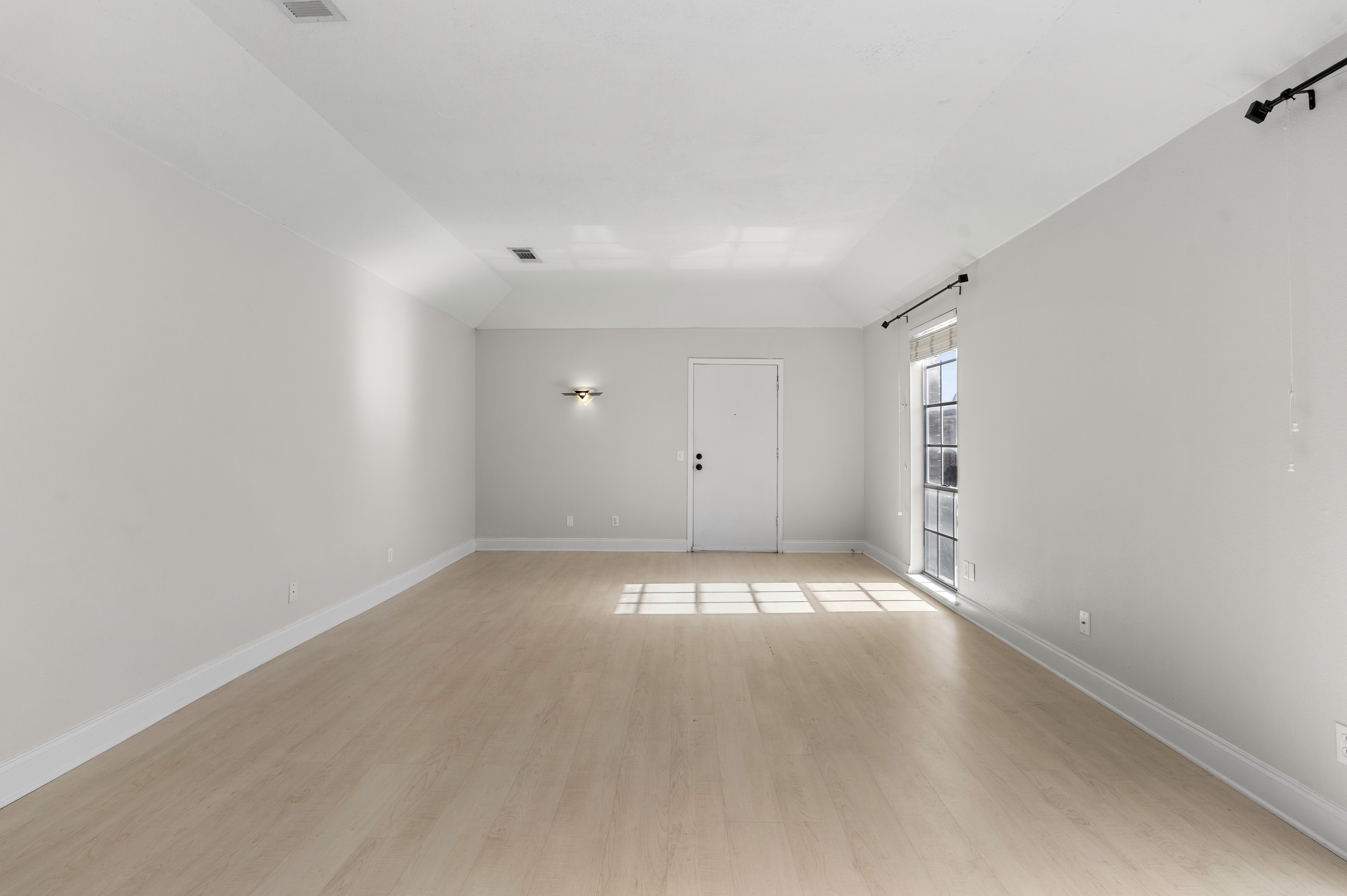  8033 North New Braunfels Avenue, San Antonio, TX 78209 - 物件實景