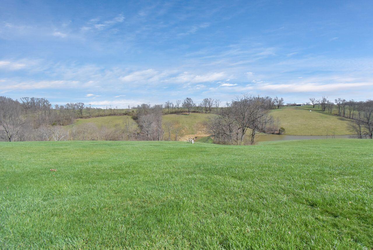 Dry Ridge, Kentucky, 41035, United States, 5 Bedrooms Bedrooms, ,4 BathroomsBathrooms,Residential,For Sale,1818074