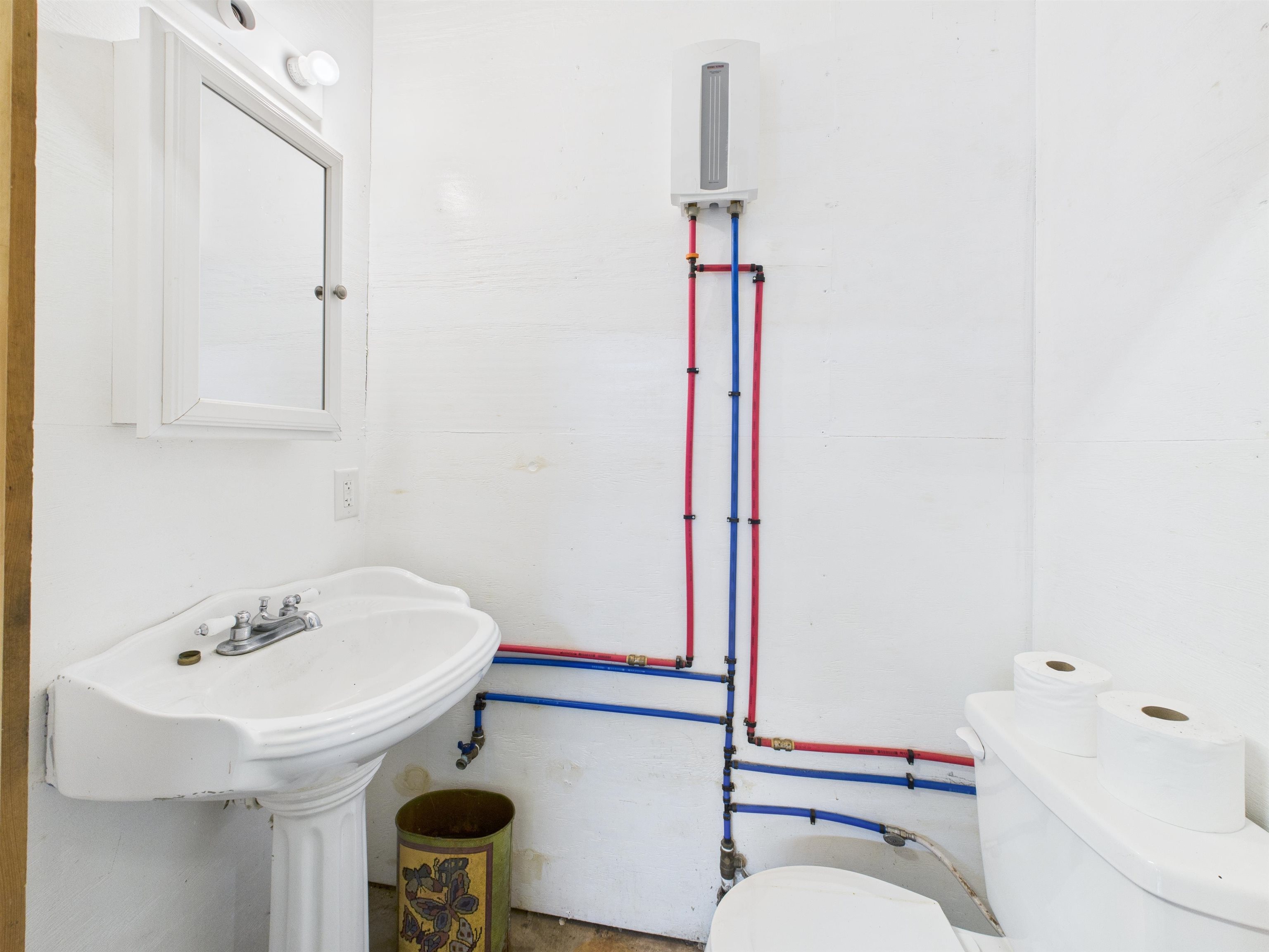 Markle, Indiana, 46770, United States, 3 Bedrooms Bedrooms, ,3 BathroomsBathrooms,Residential,For Sale,1926546