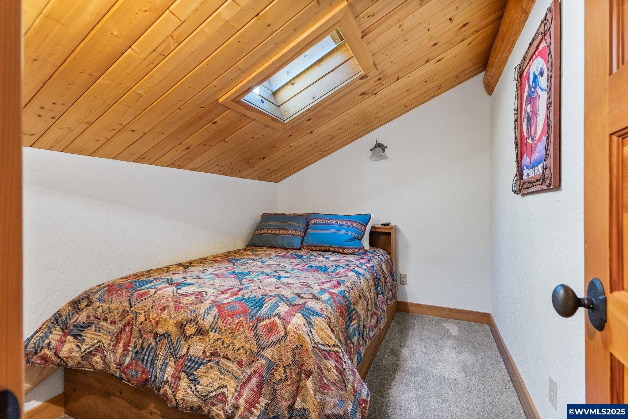 Sisters, Oregon, 97759, United States, 3 Bedrooms Bedrooms, ,6 BathroomsBathrooms,Residential,For Sale,1784576