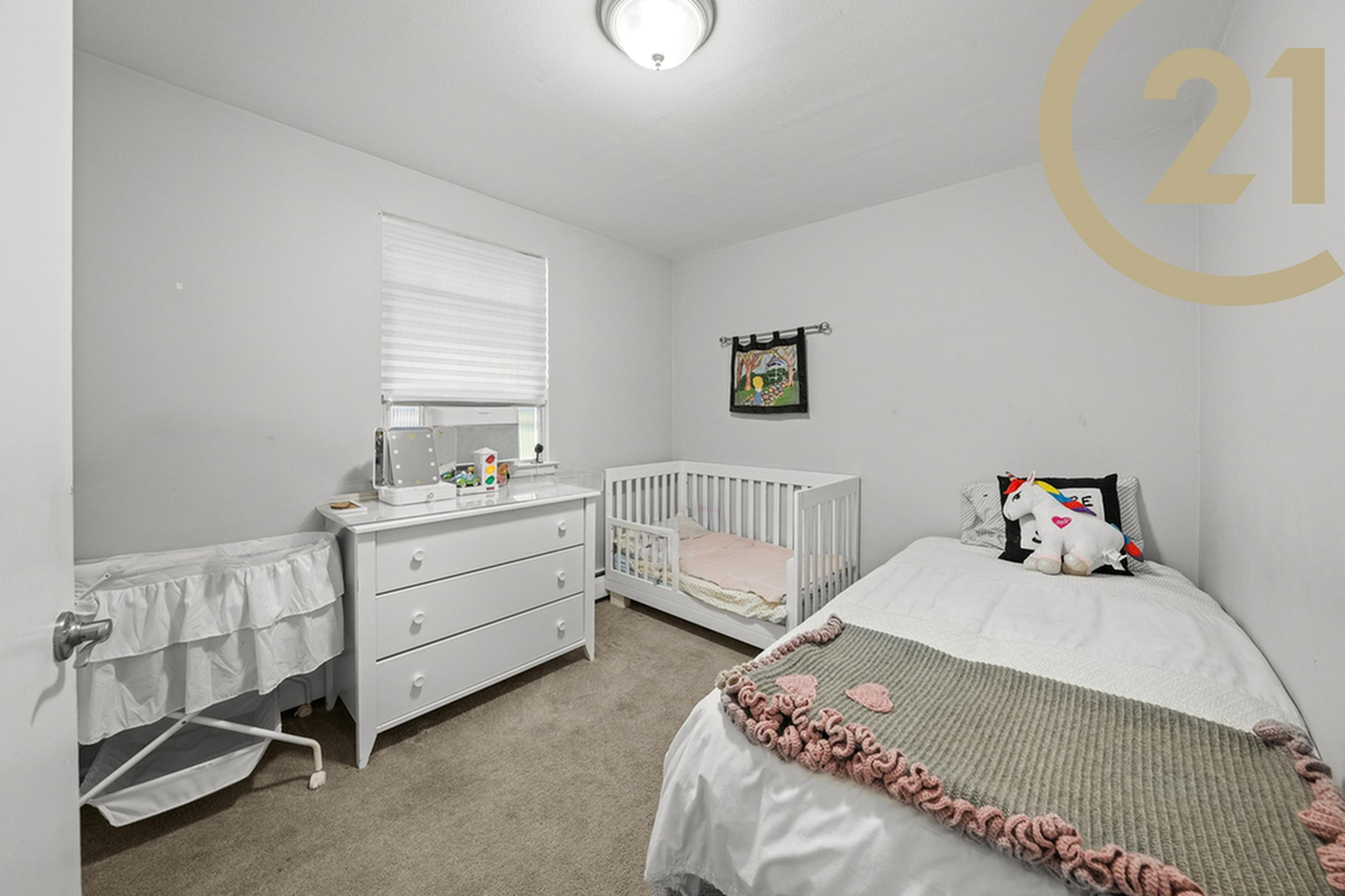 Brooklyn, New York, 11230, United States, 8 Bedrooms Bedrooms, ,6 BathroomsBathrooms,Residential,For Sale,1982409