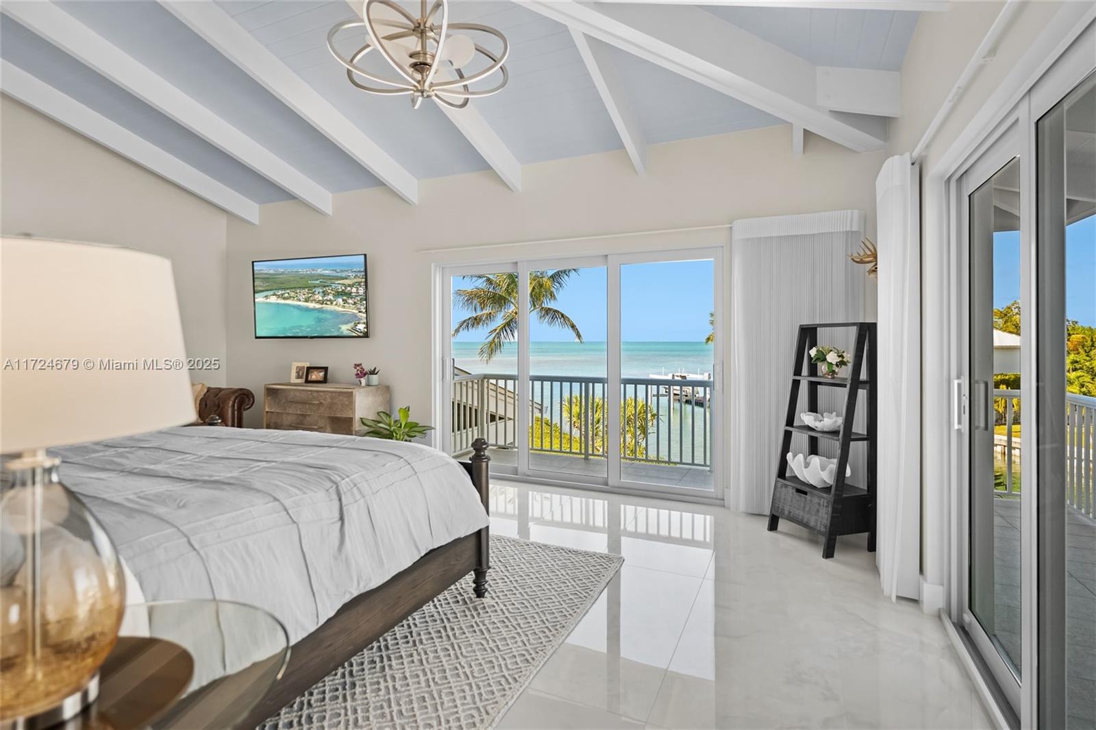 Islamorada, Florida, 33036, United States, 6 Bedrooms Bedrooms, ,4 BathroomsBathrooms,Residential,For Sale,1932543