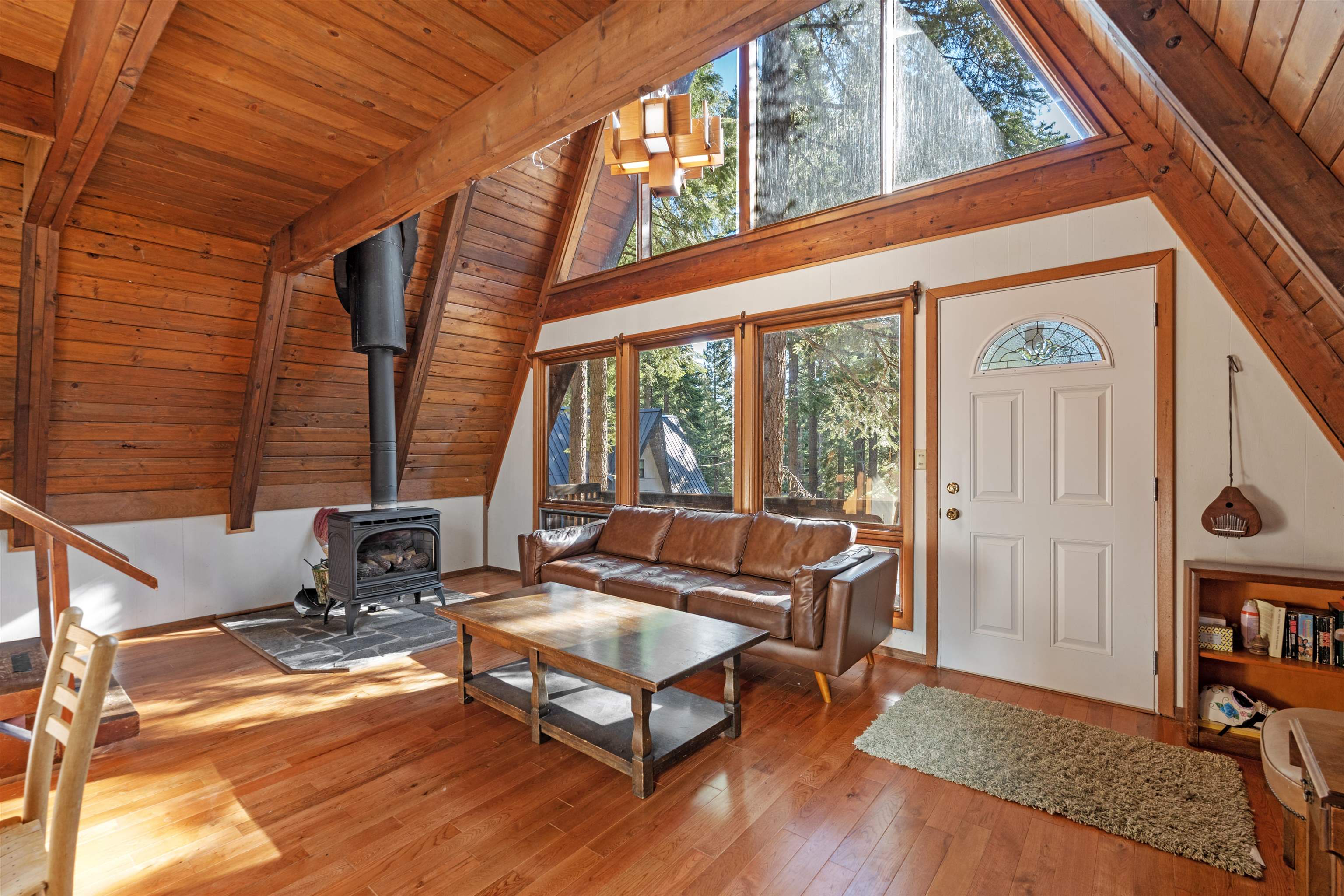 Tahoe City, California, 96145, United States, 2 Bedrooms Bedrooms, ,1 BathroomBathrooms,Residential,For Sale,1997009