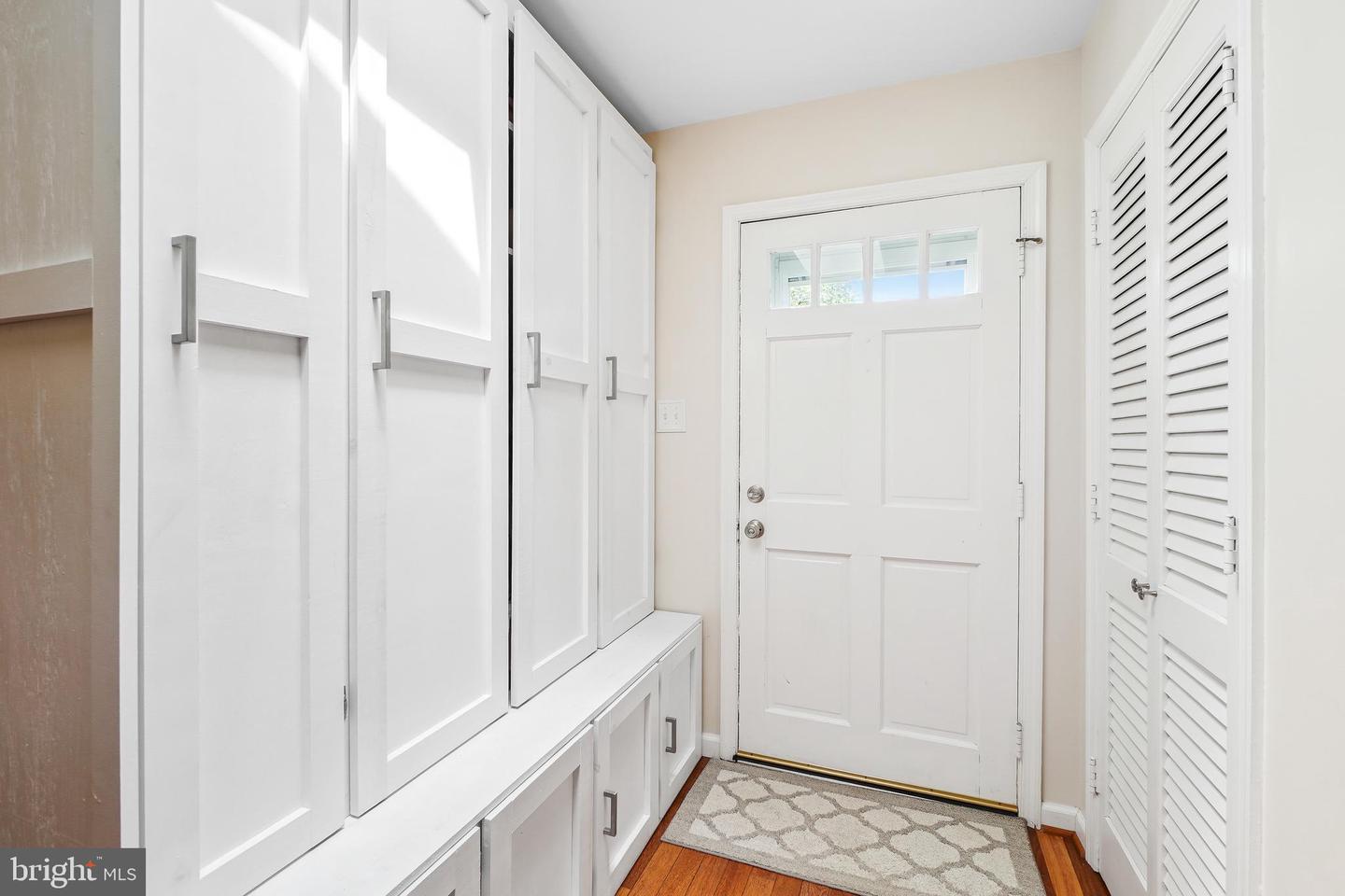 Fairfax, Virginia, 22032, United States, 4 Bedrooms Bedrooms, ,3 BathroomsBathrooms,Residential,For Sale,1903584