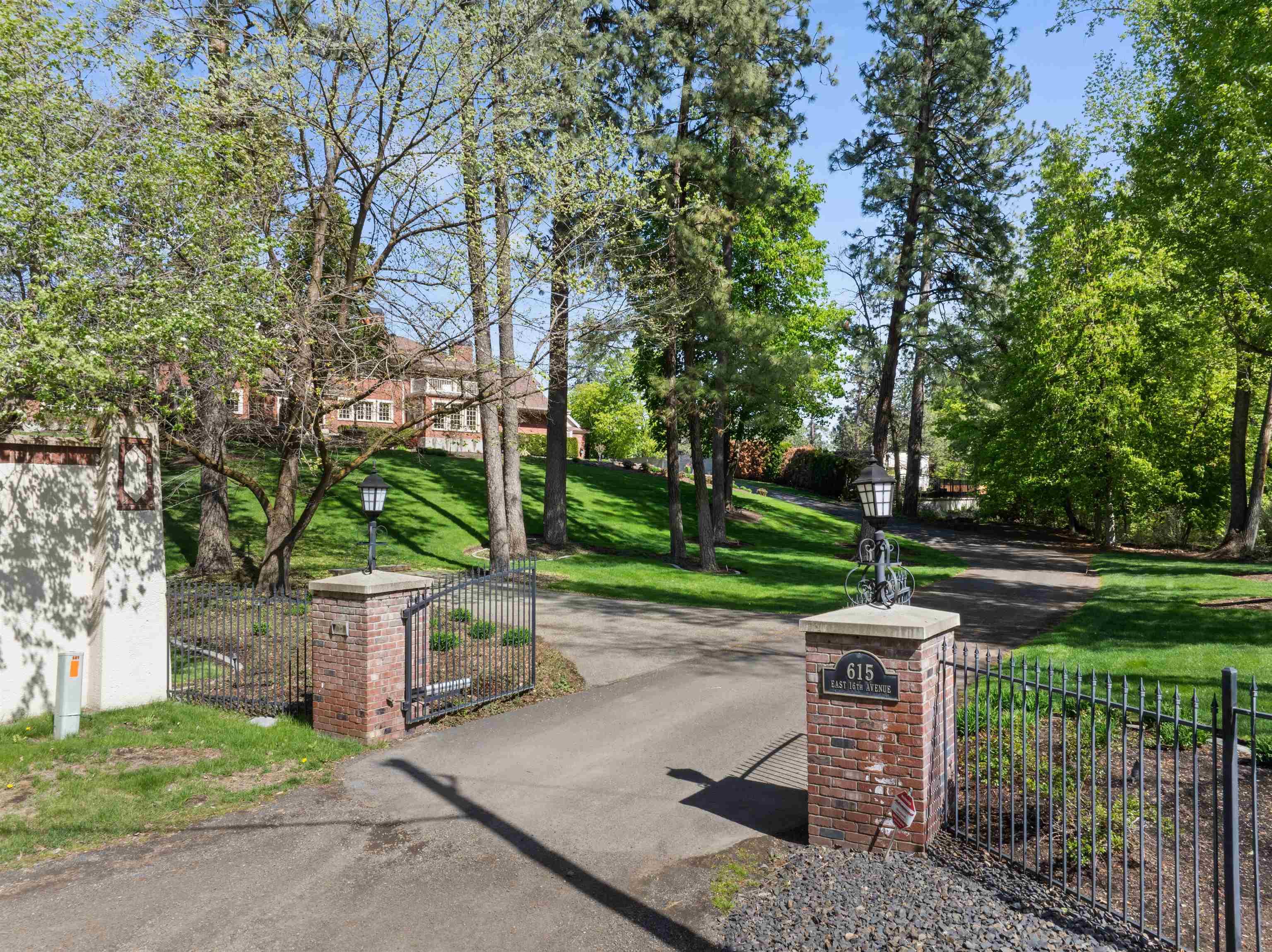 Spokane, Washington, 99203, United States, 4 Bedrooms Bedrooms, ,6 BathroomsBathrooms,Residential,For Sale,1793994