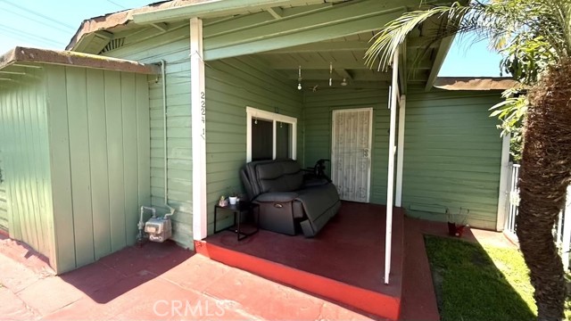 Huntington Park, California, 90255, United States, 4 Bedrooms Bedrooms, ,Residential,For Sale,1836286