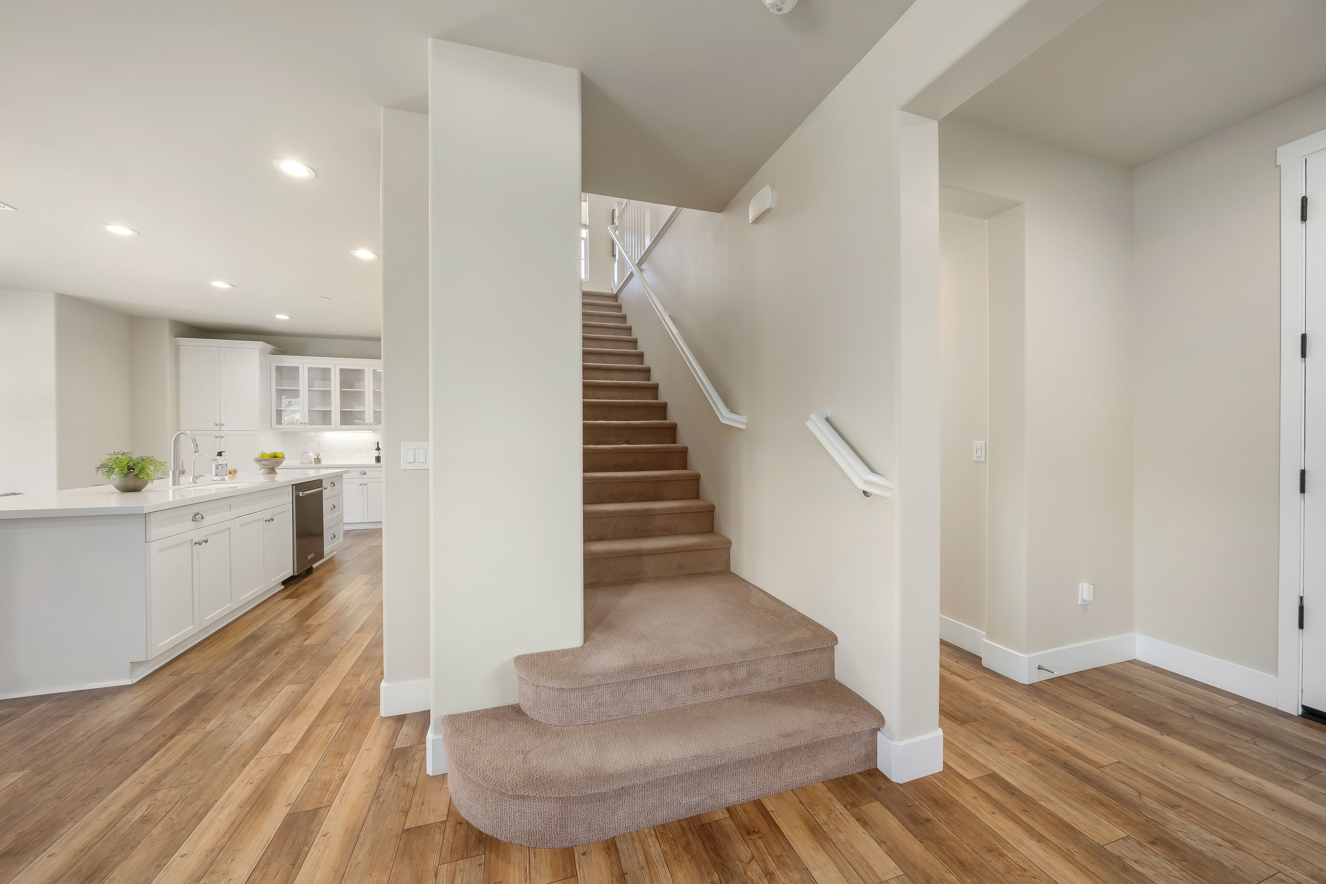  Premier Corner Residence in Creekstone at the Village - 物件實景